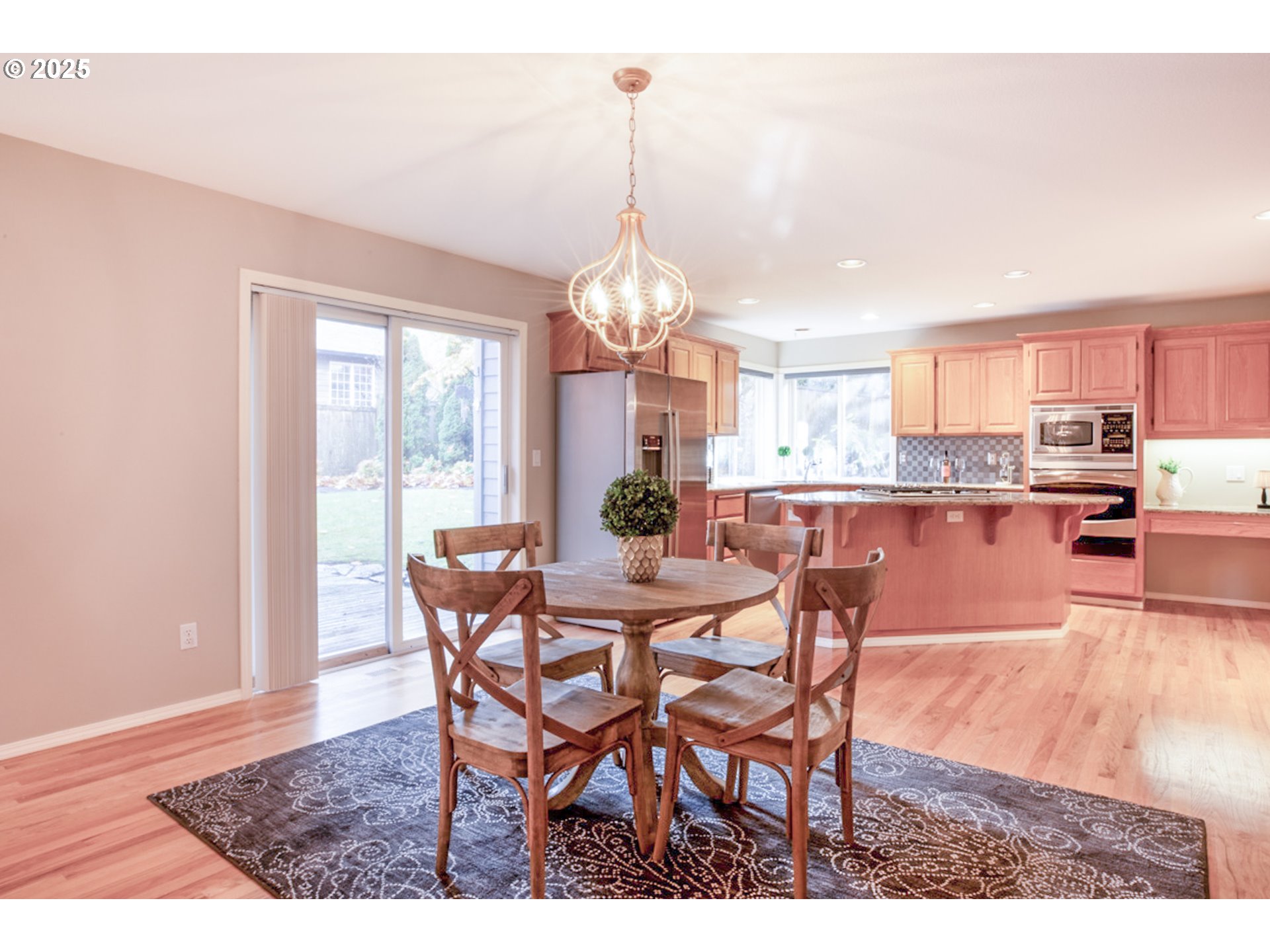 property viewer photo 7