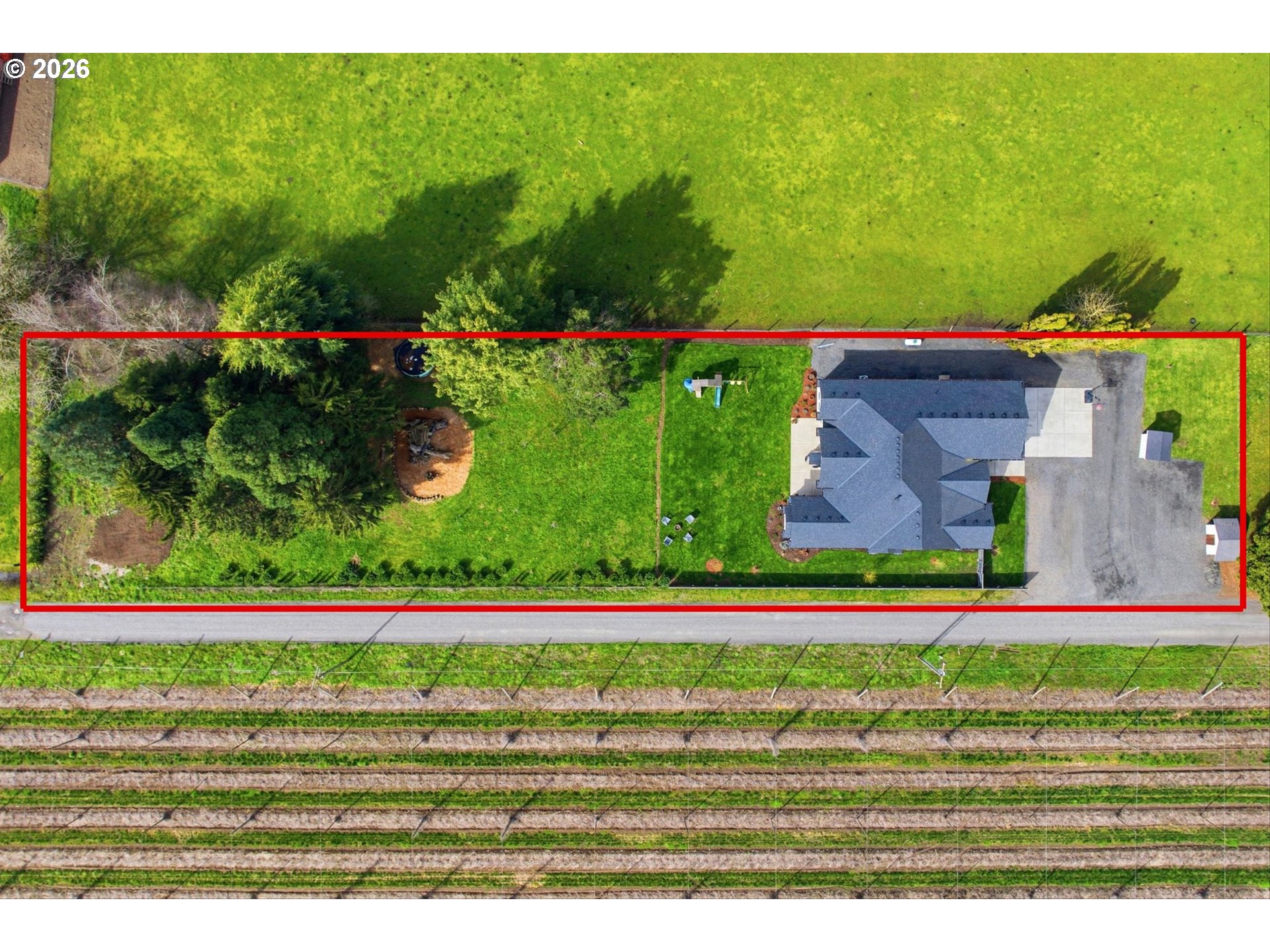 main property photo 40