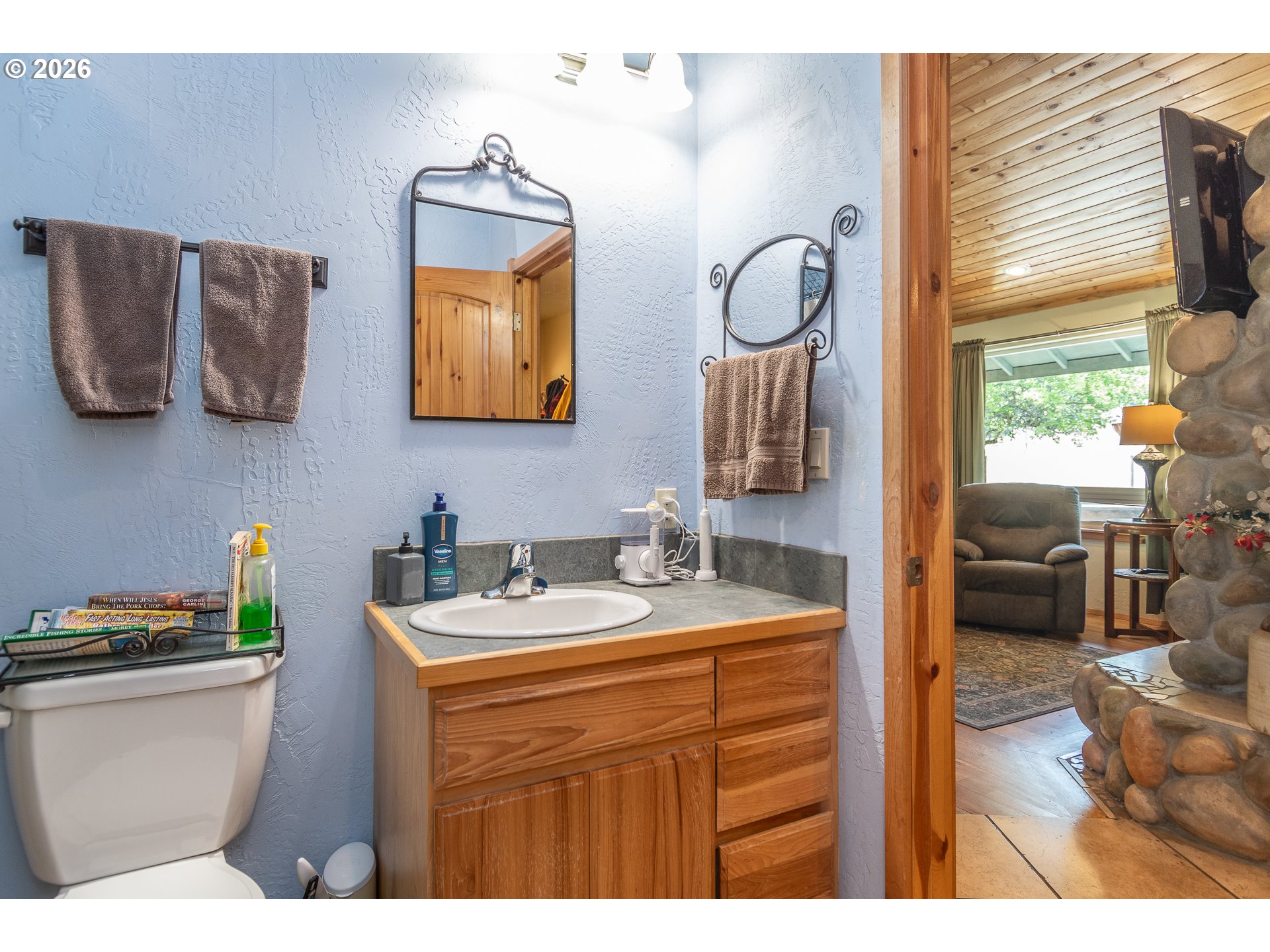 main property photo 29