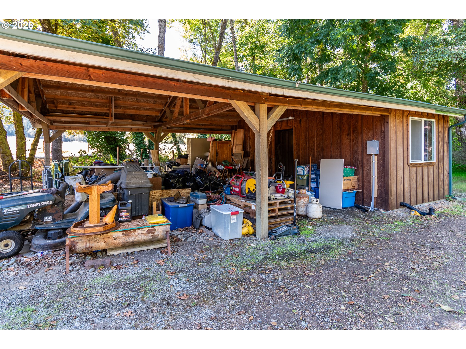 main property photo 46