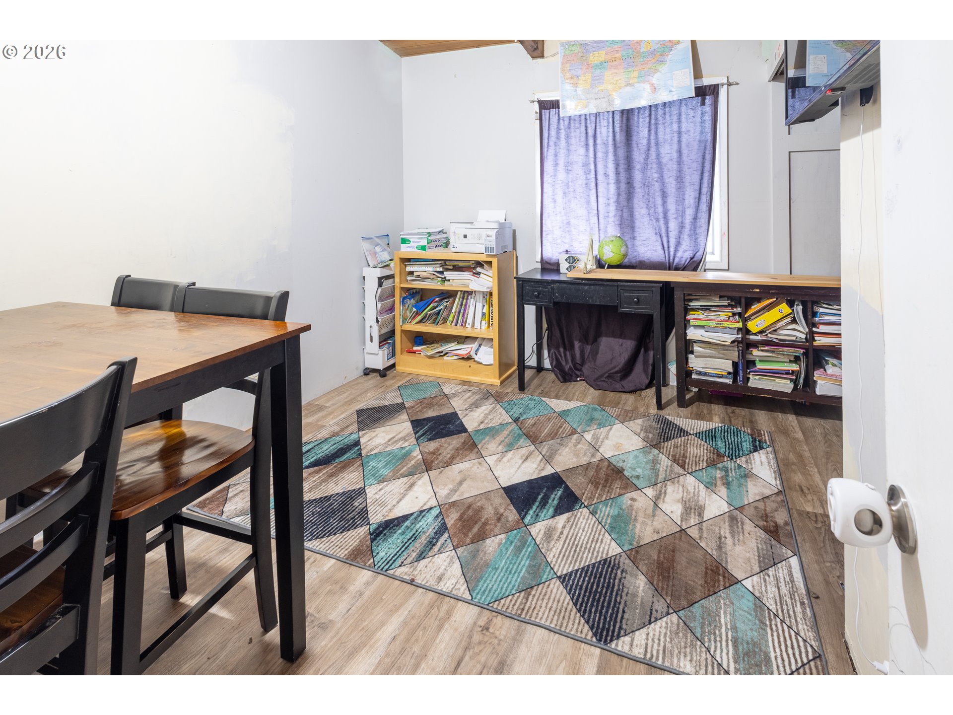 main property photo 12