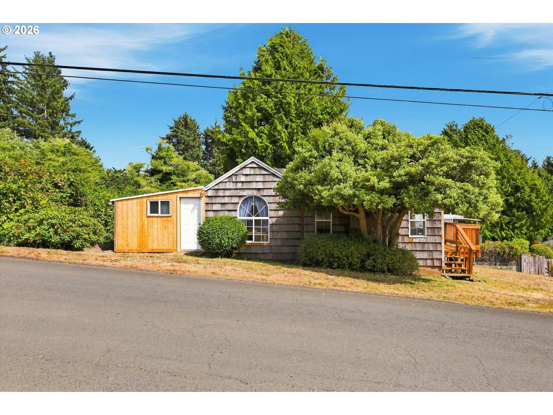 main property photo 20