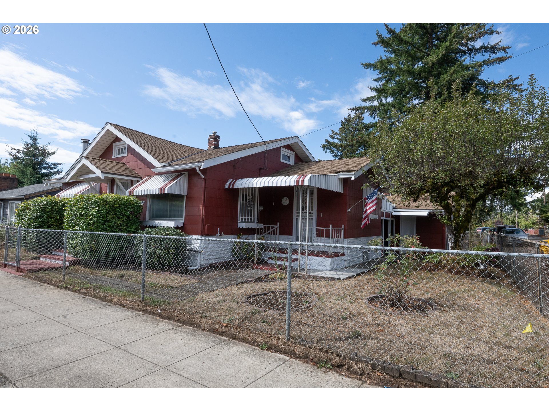 main property photo 2