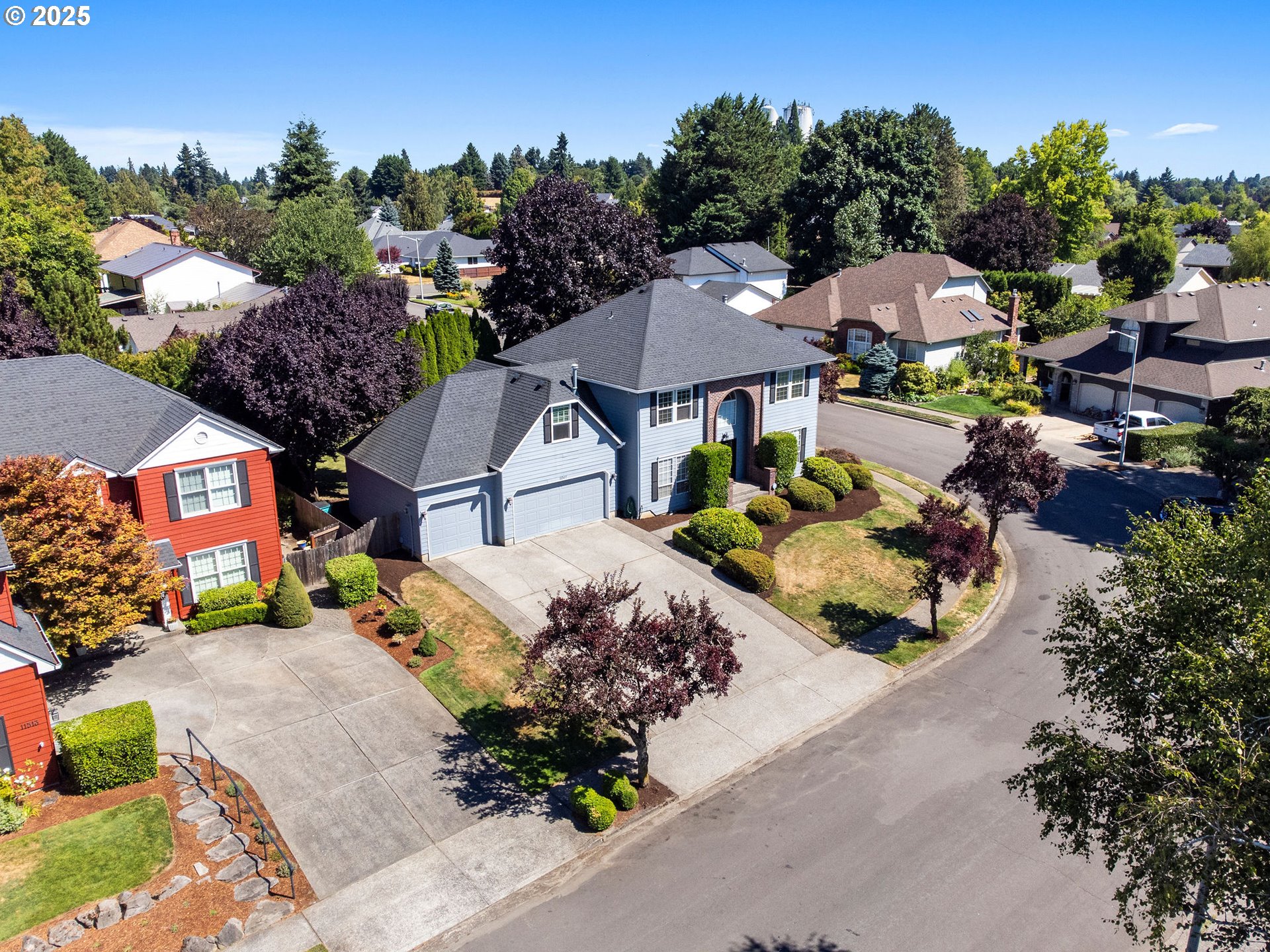 property viewer photo 1