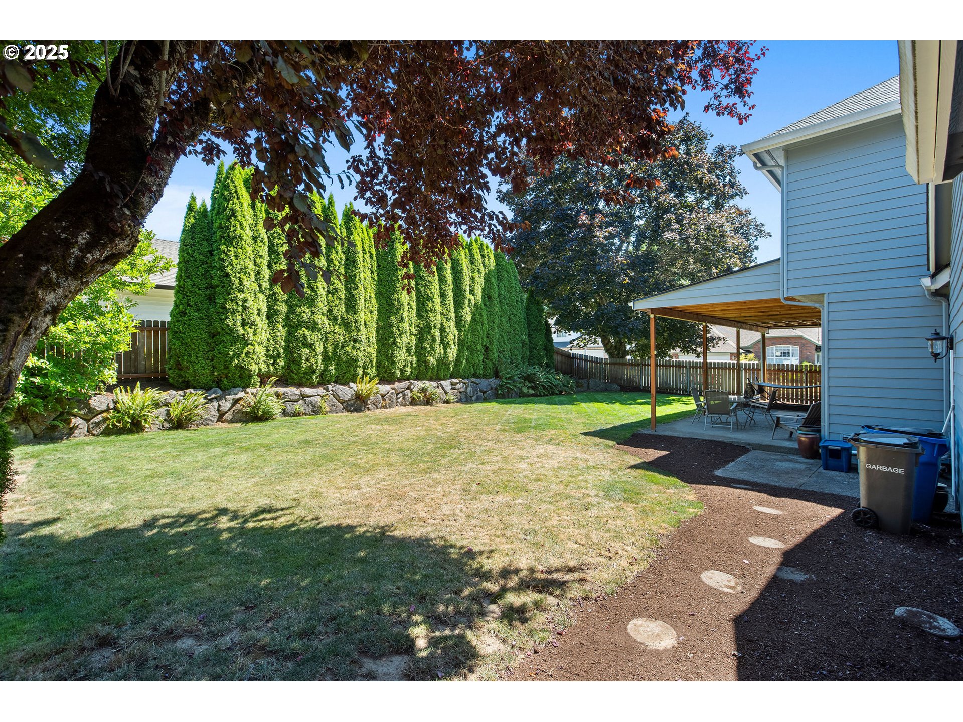 property viewer photo 12