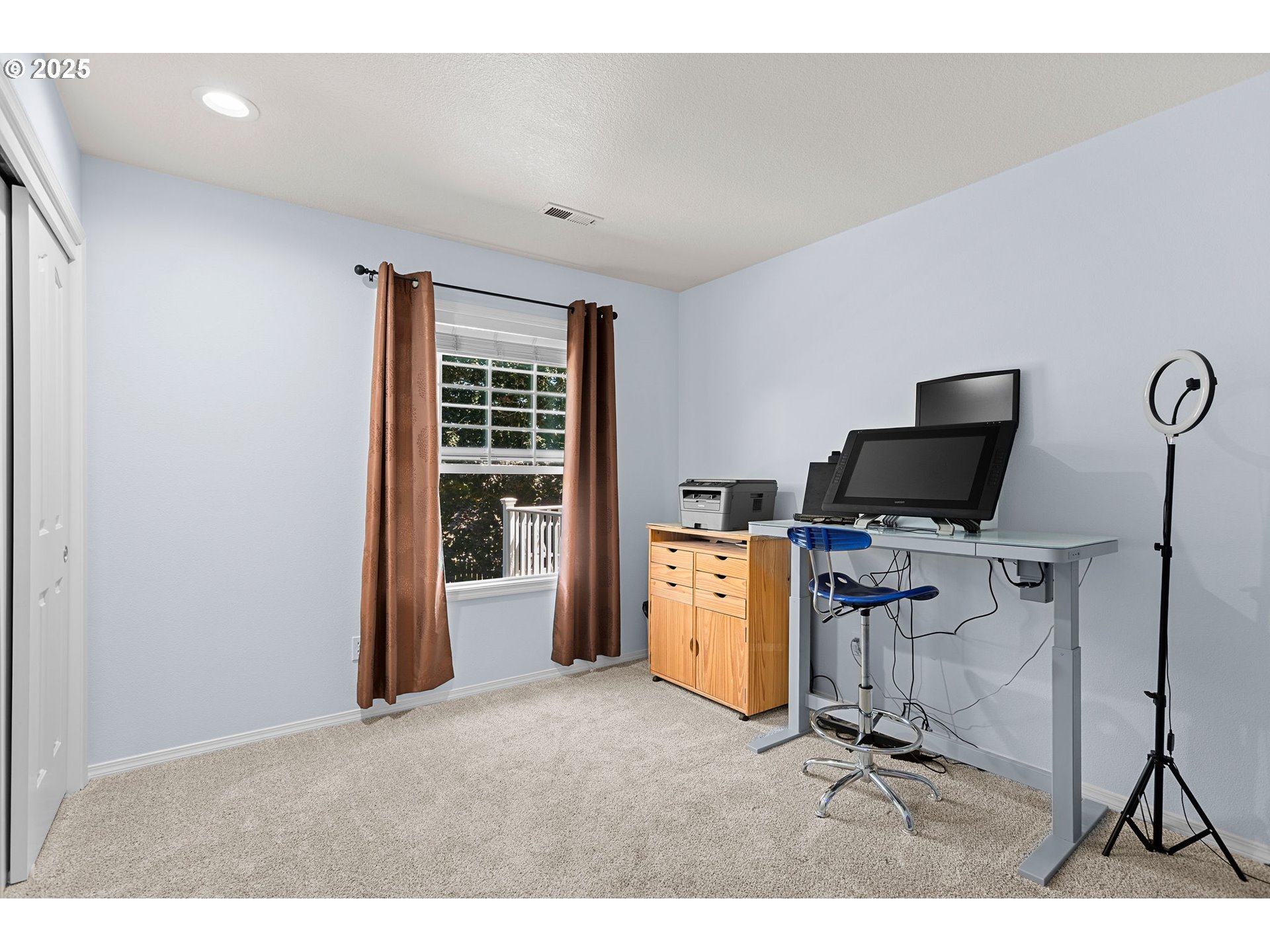 property viewer photo 35