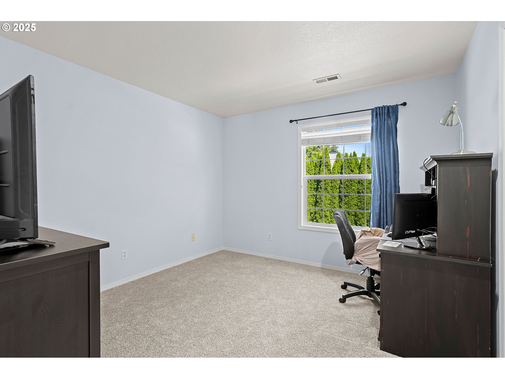 property viewer photo 36