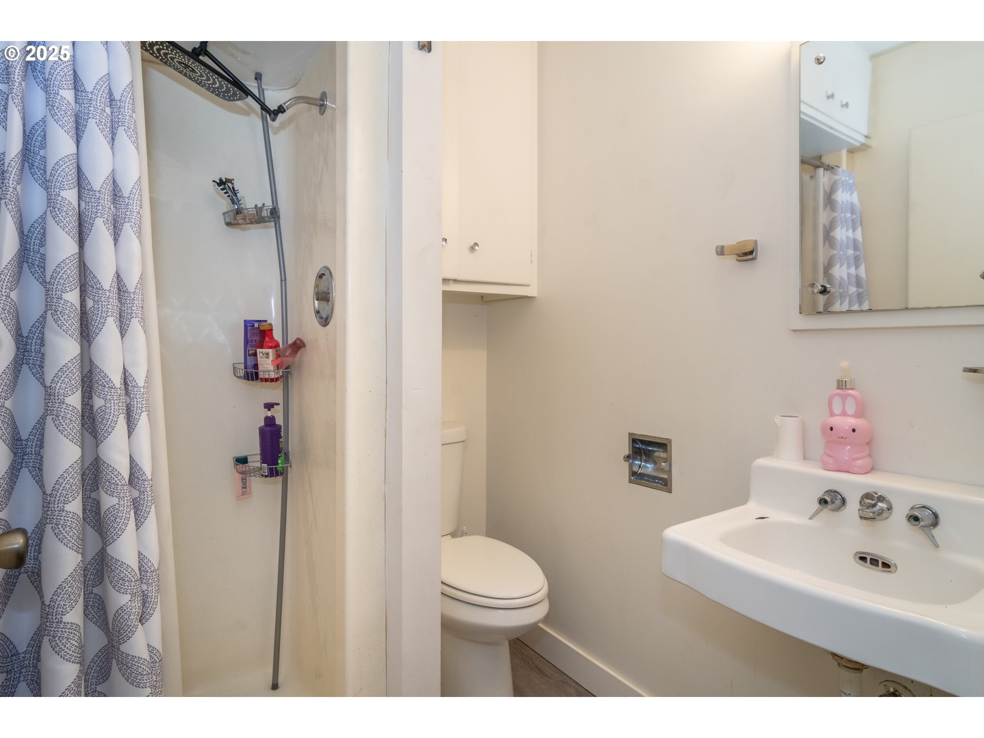 property viewer photo 15