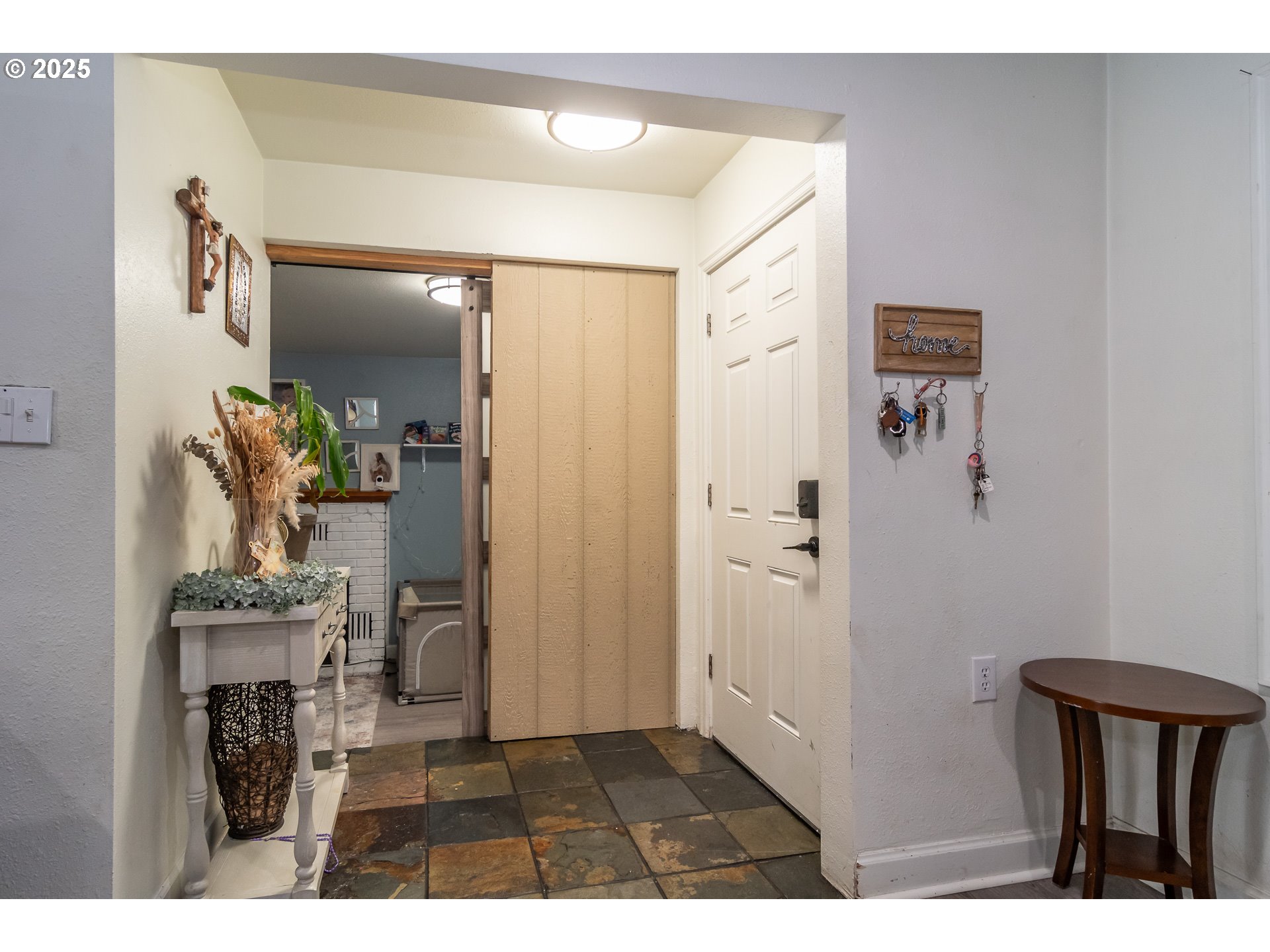 property viewer photo 19