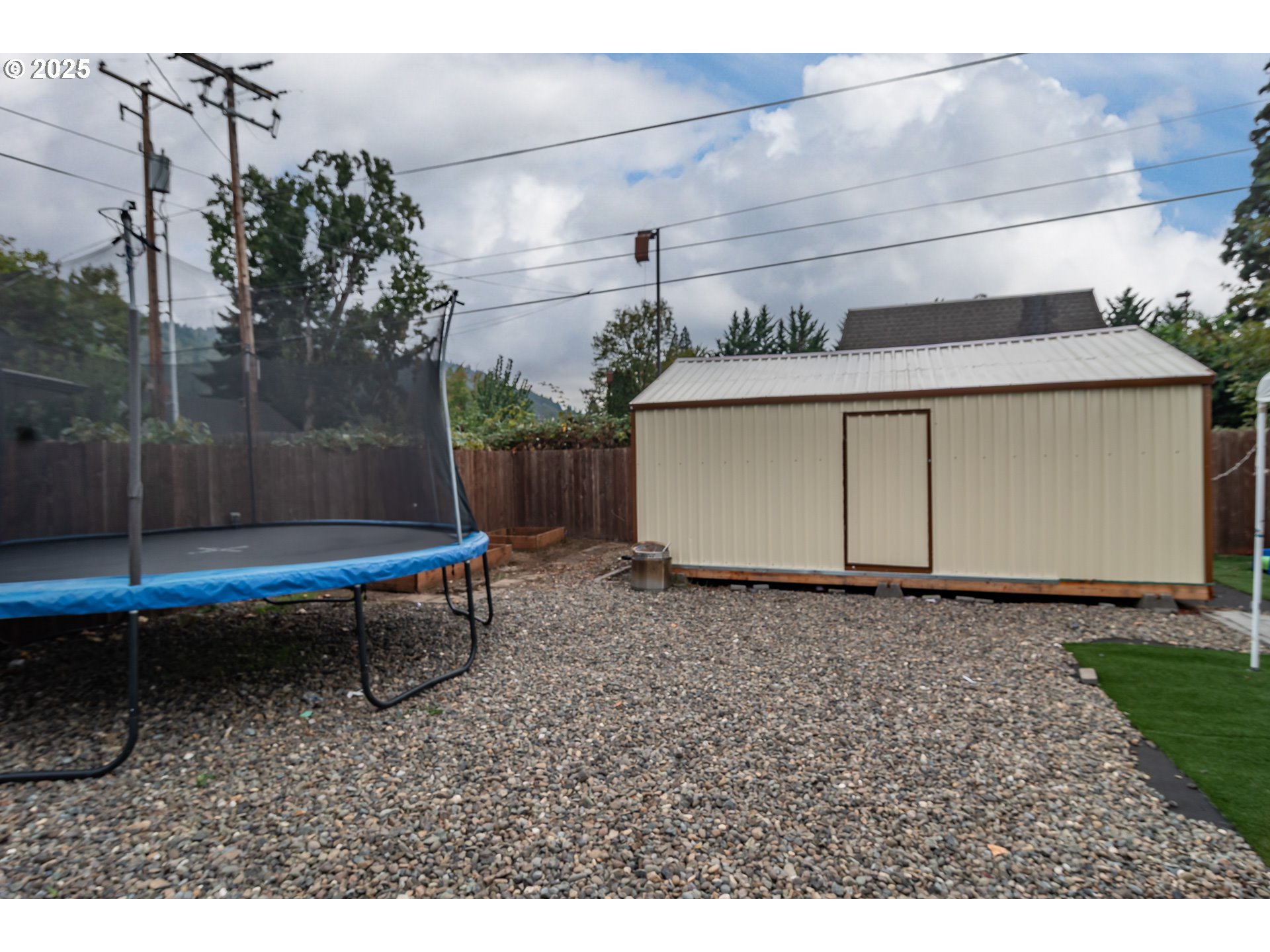 property viewer photo 29