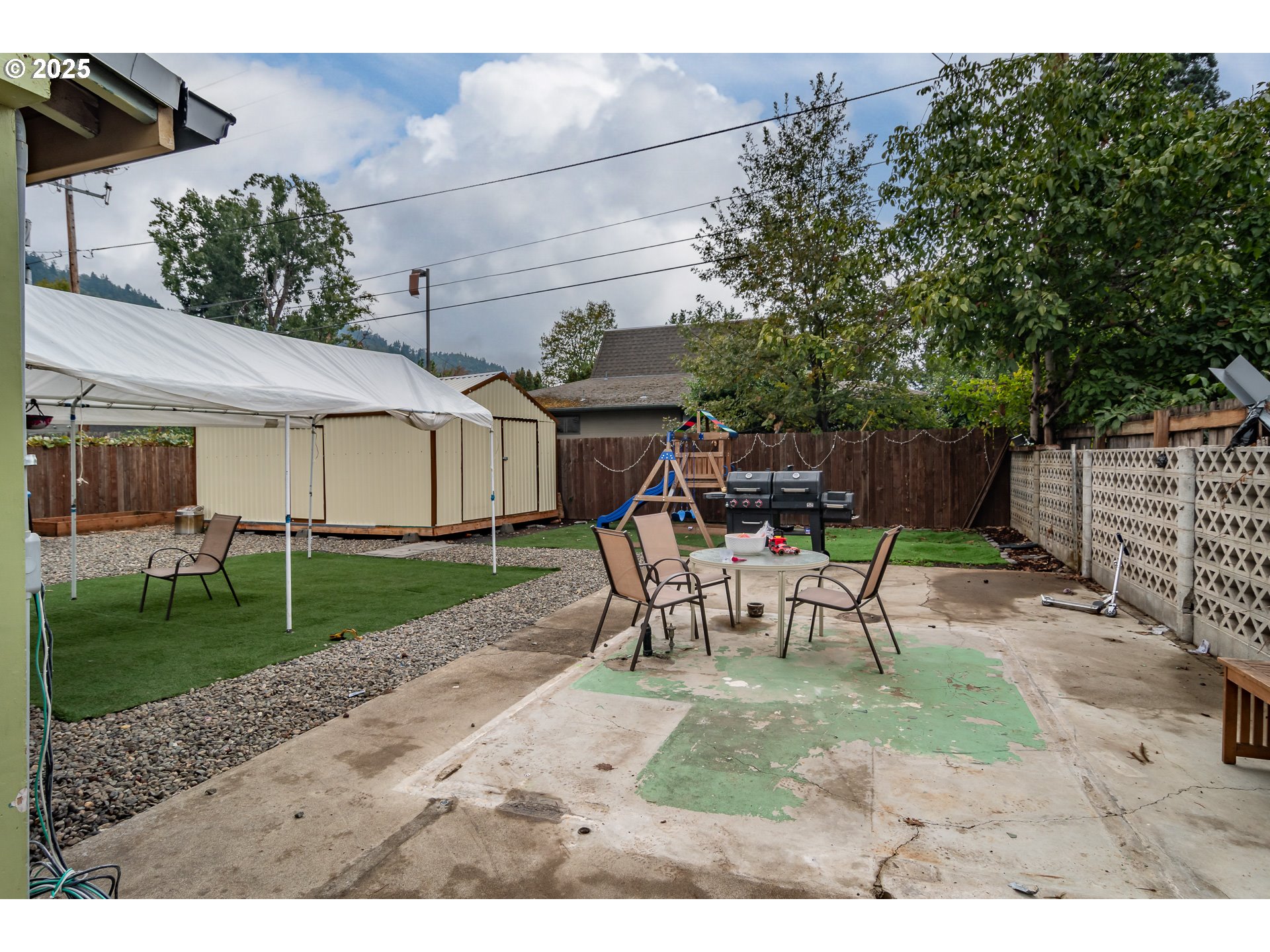 property viewer photo 37