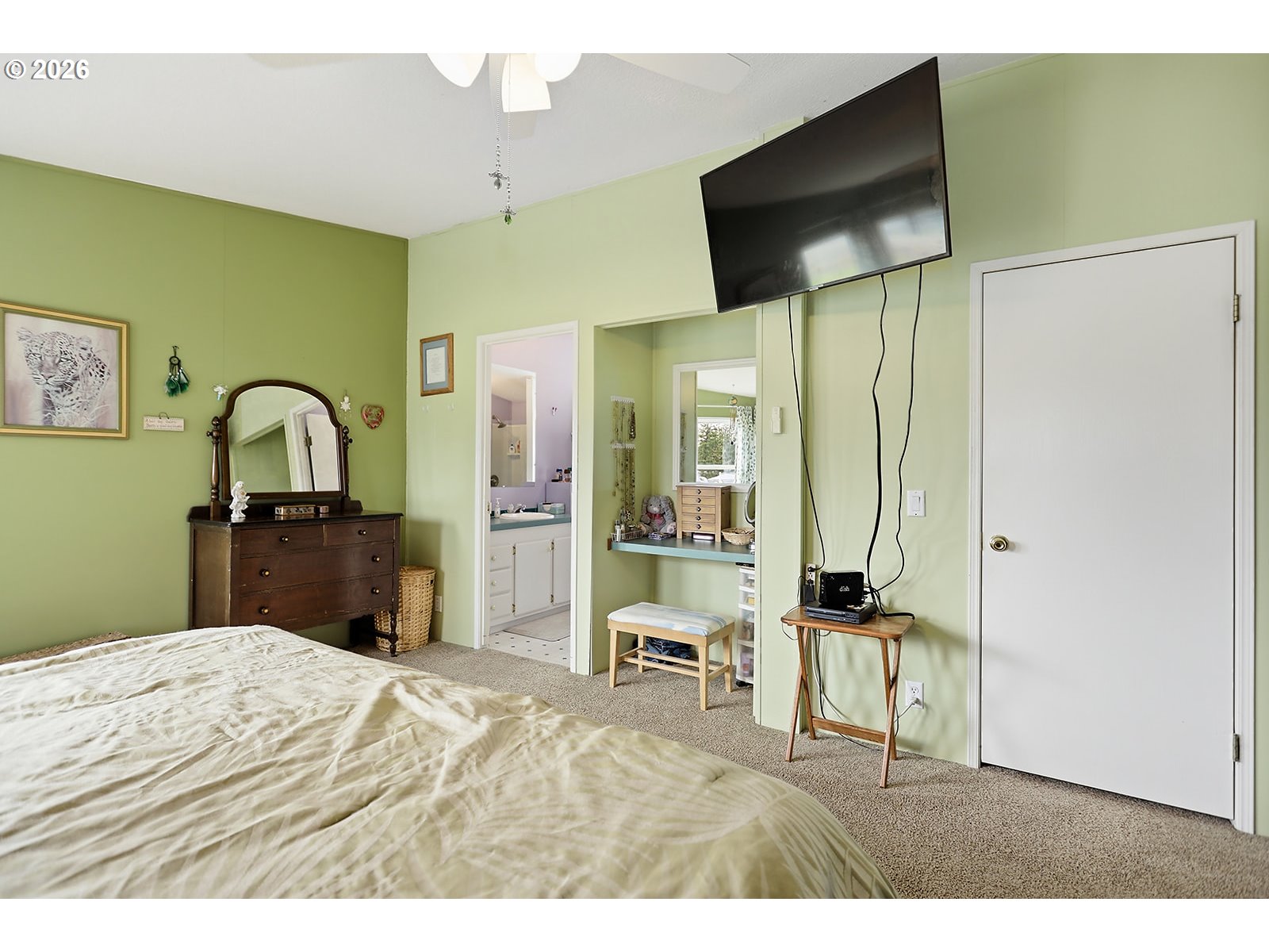 main property photo 20