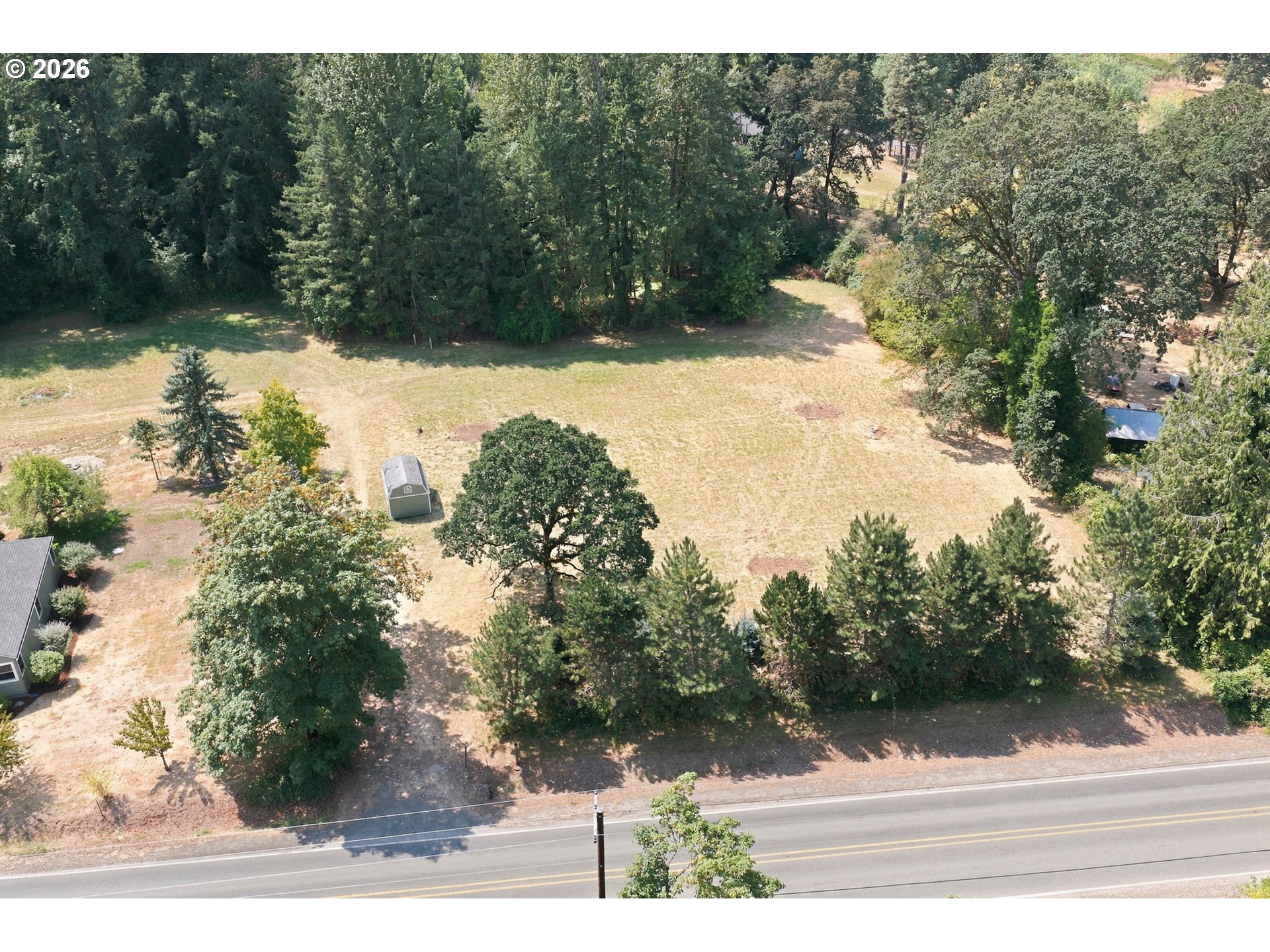 main property photo 38