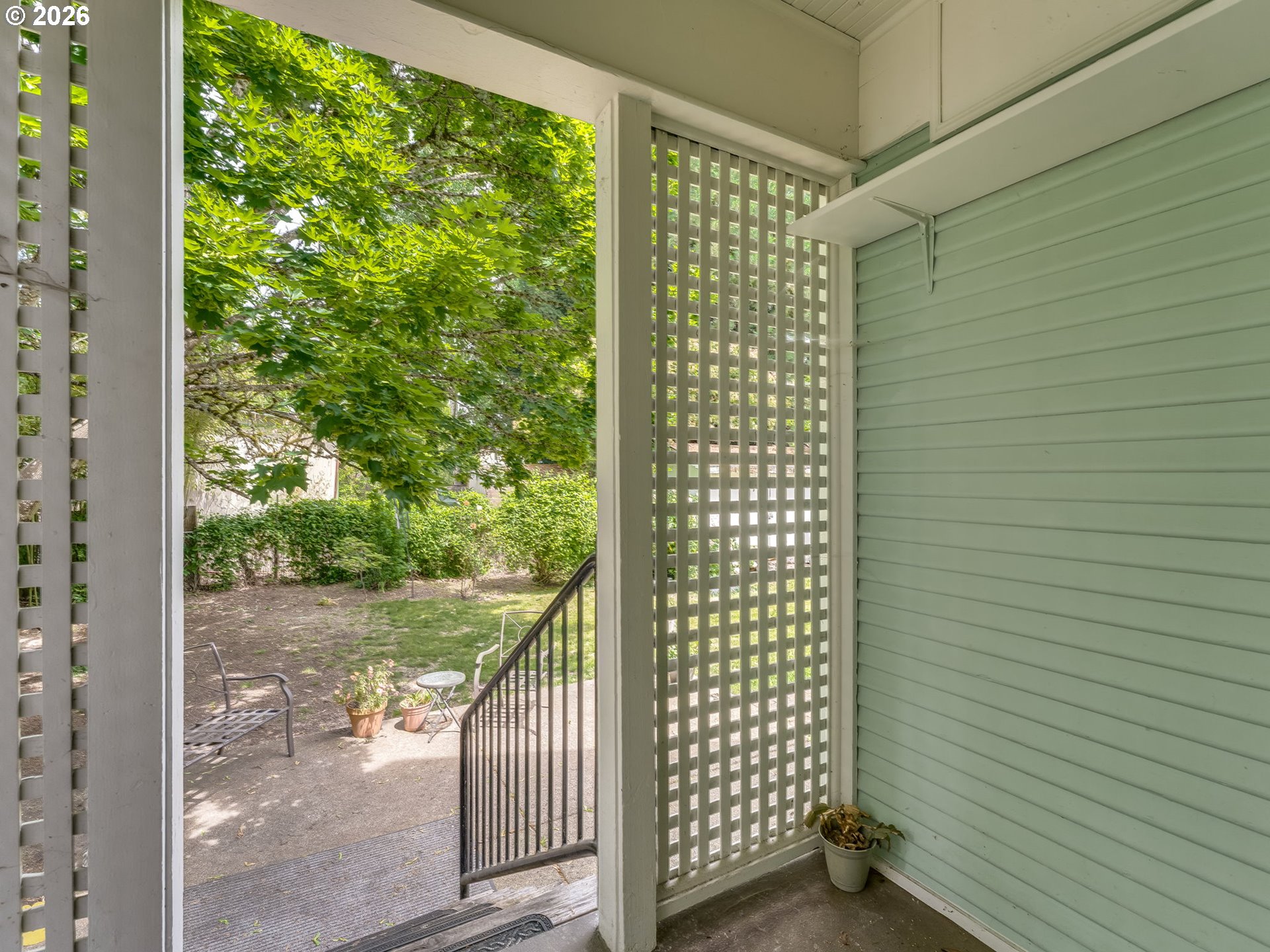 main property photo 36