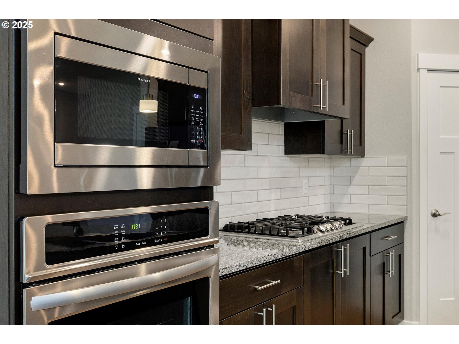 property viewer photo 21
