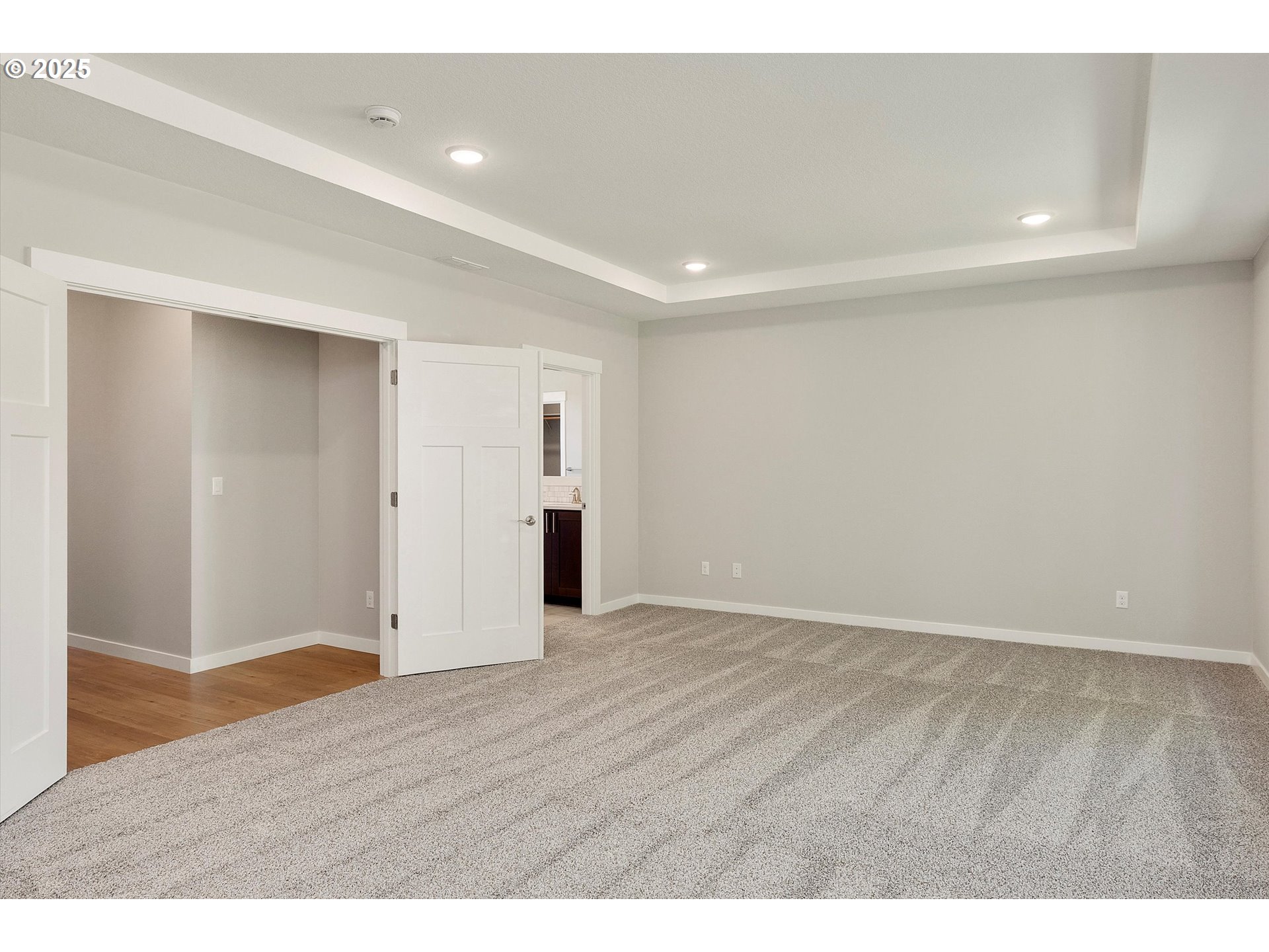 property viewer photo 22