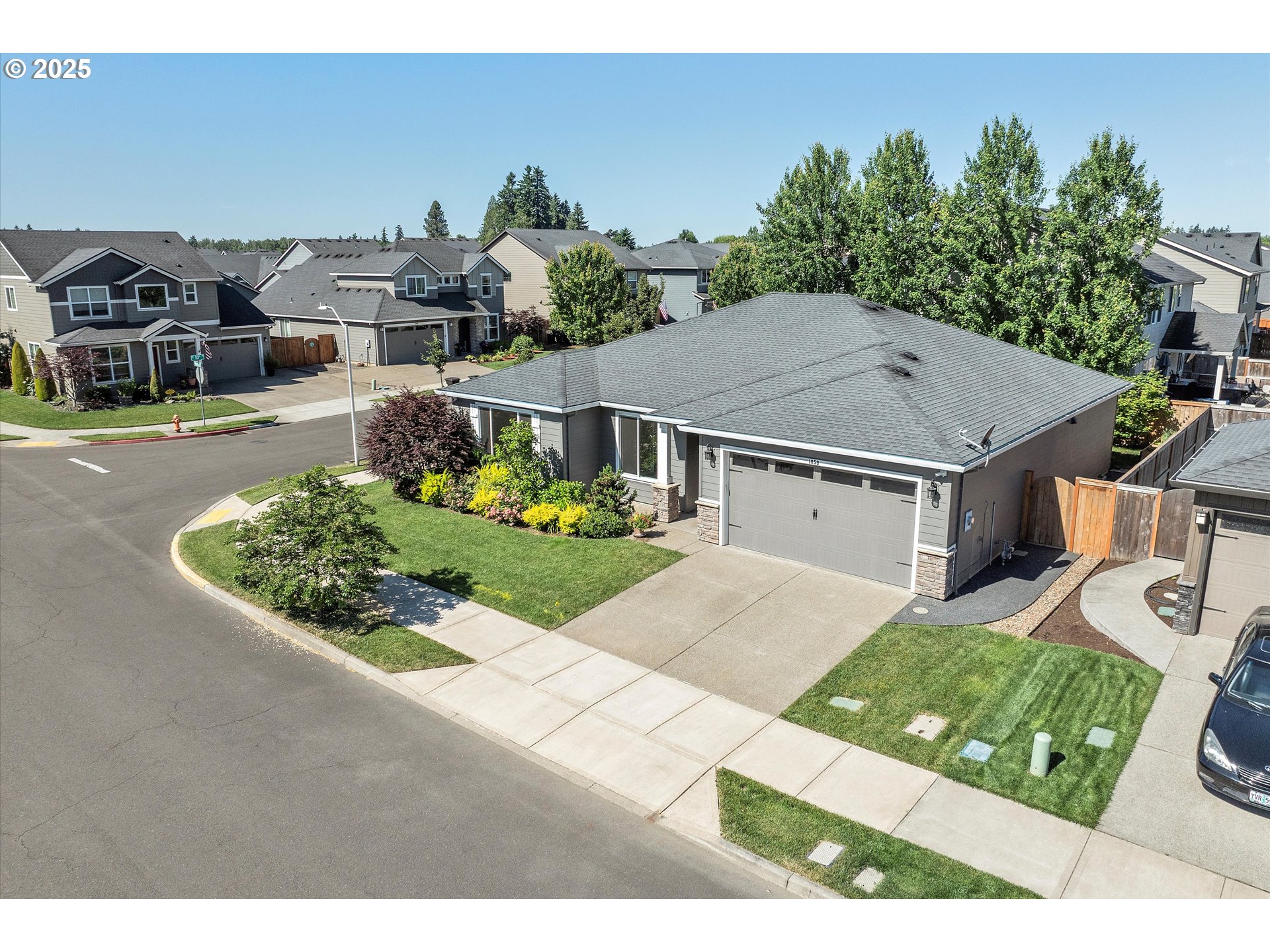 property viewer photo 41