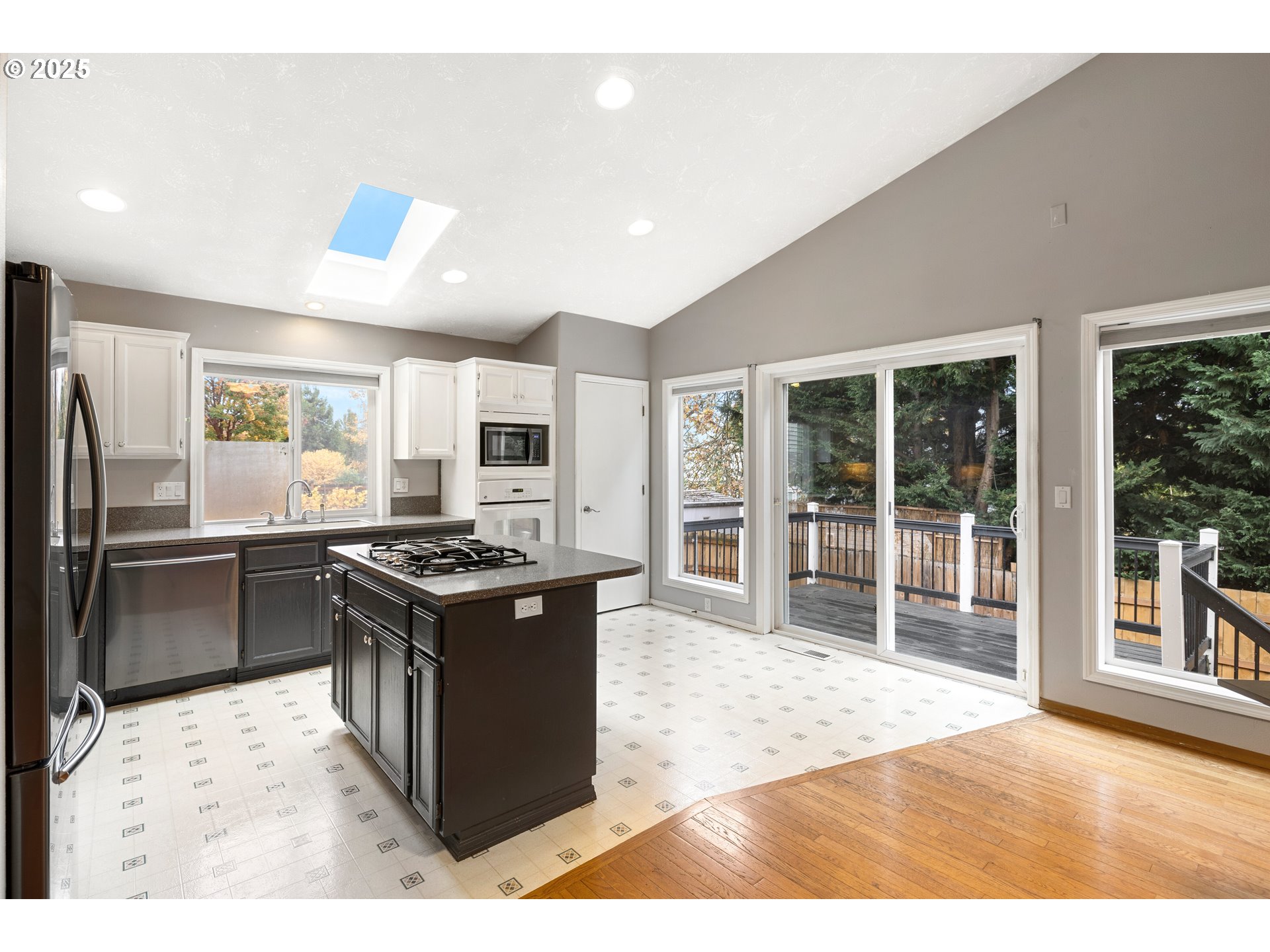 property viewer photo 21