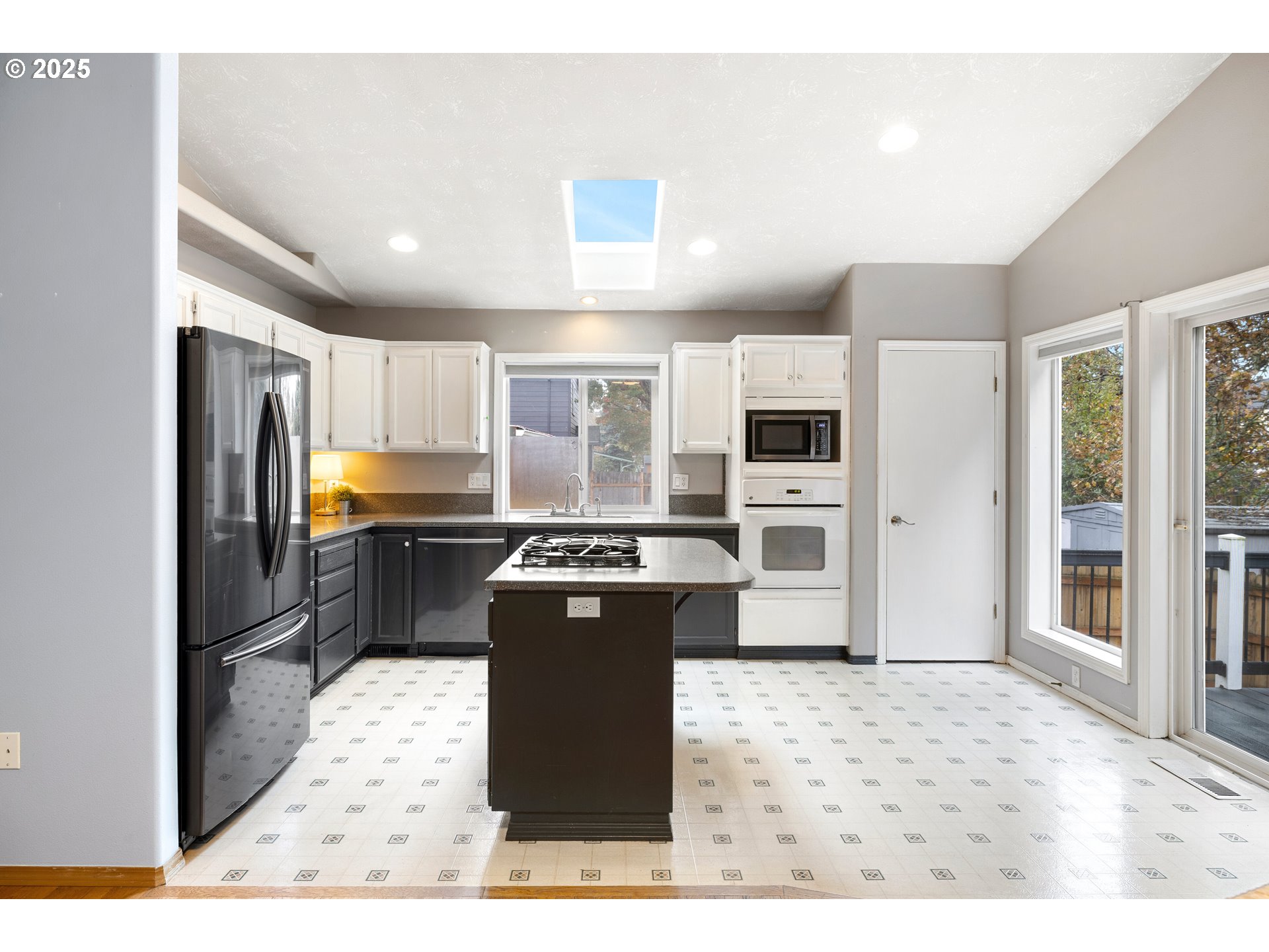 property viewer photo 22