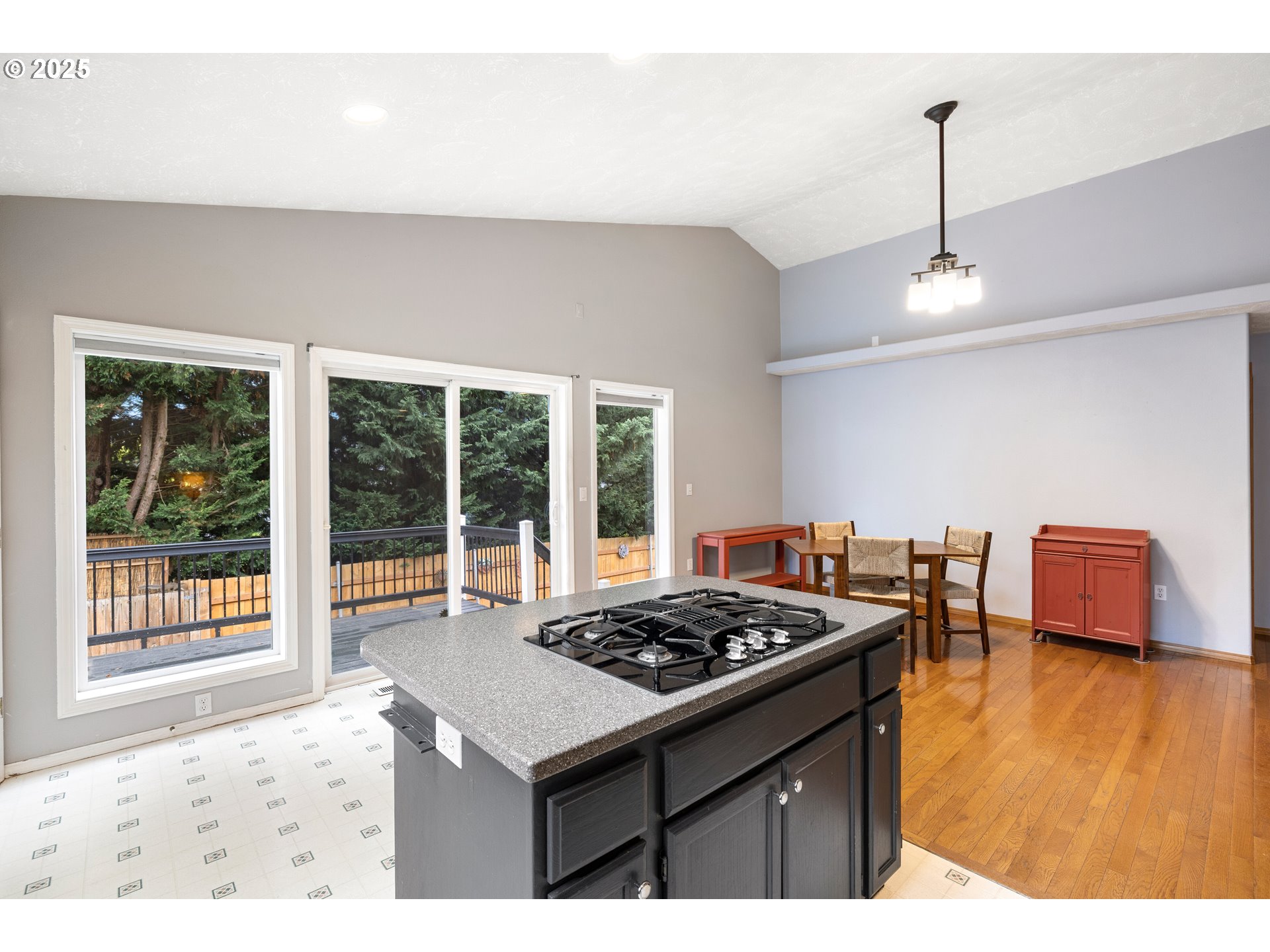 property viewer photo 27