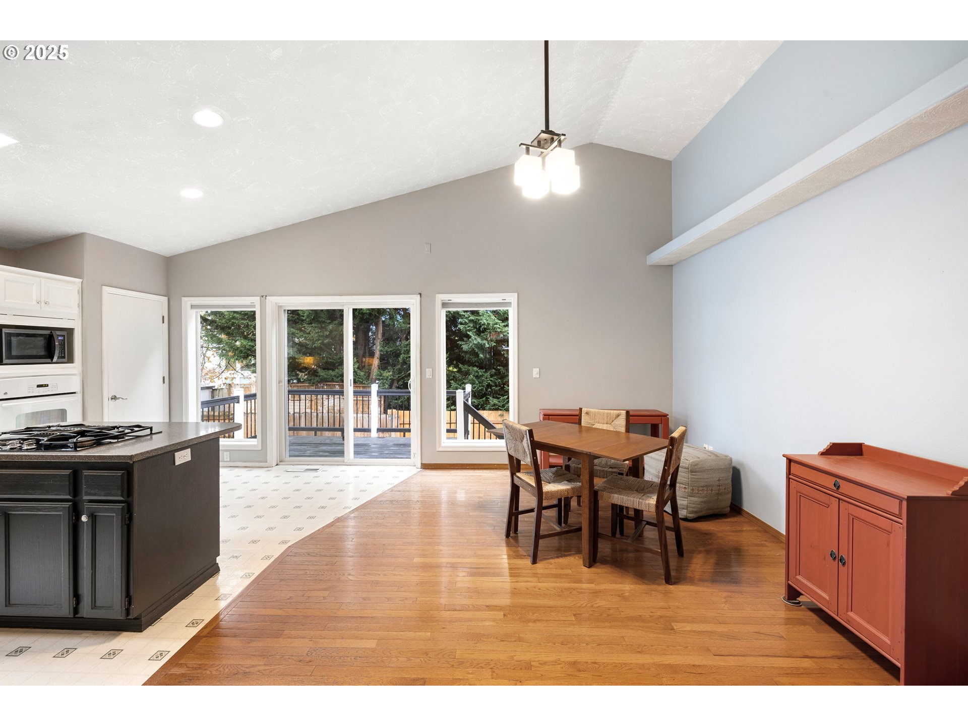 property viewer photo 28