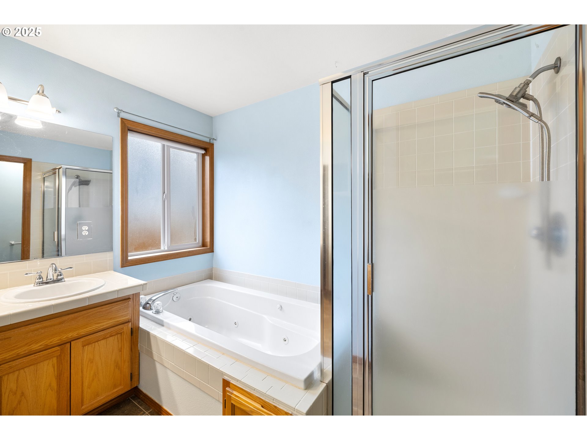 property viewer photo 35
