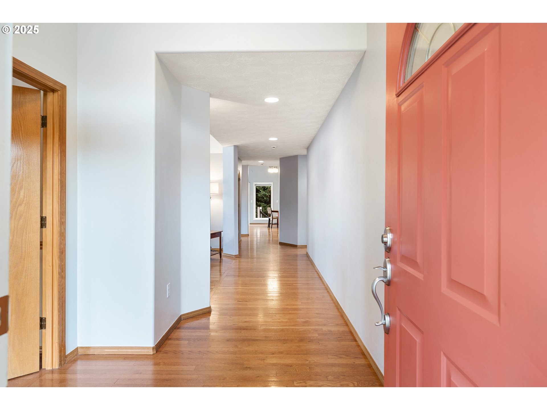 property viewer photo 8