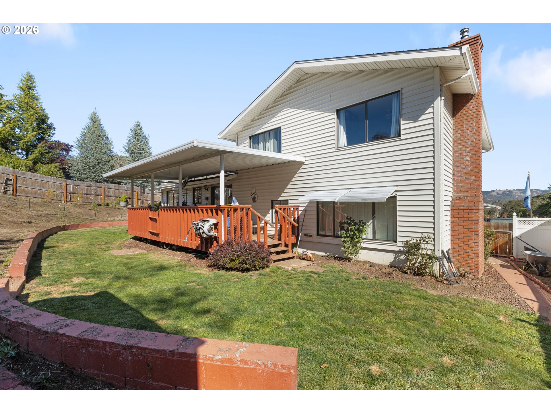 main property photo 41