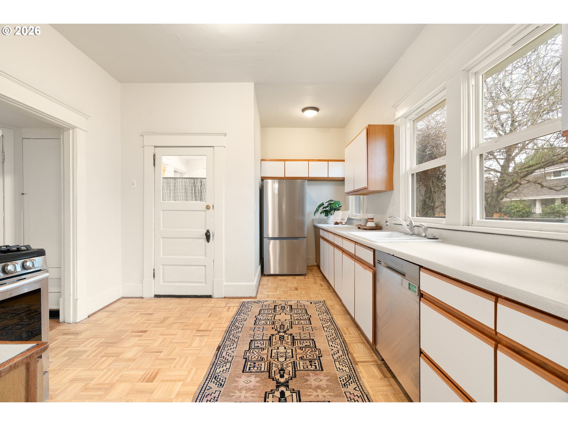 property viewer photo 11