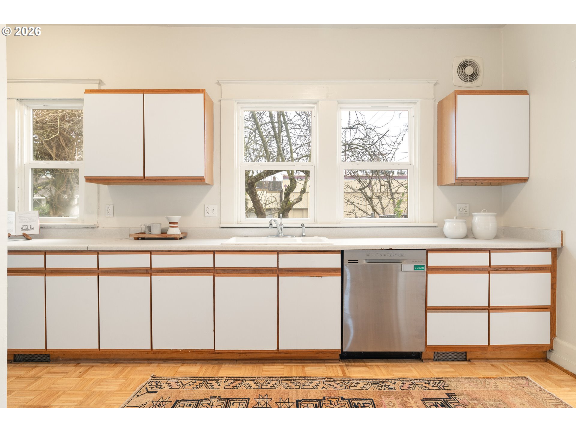 property viewer photo 13
