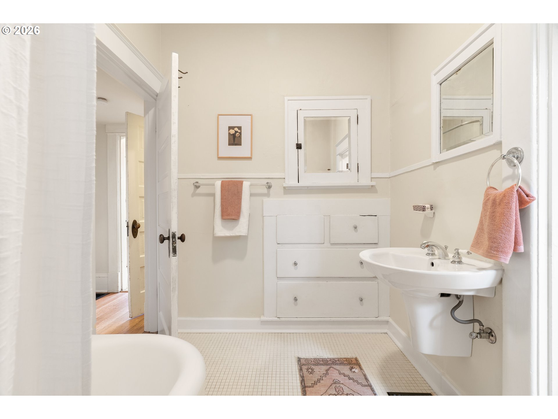 property viewer photo 19