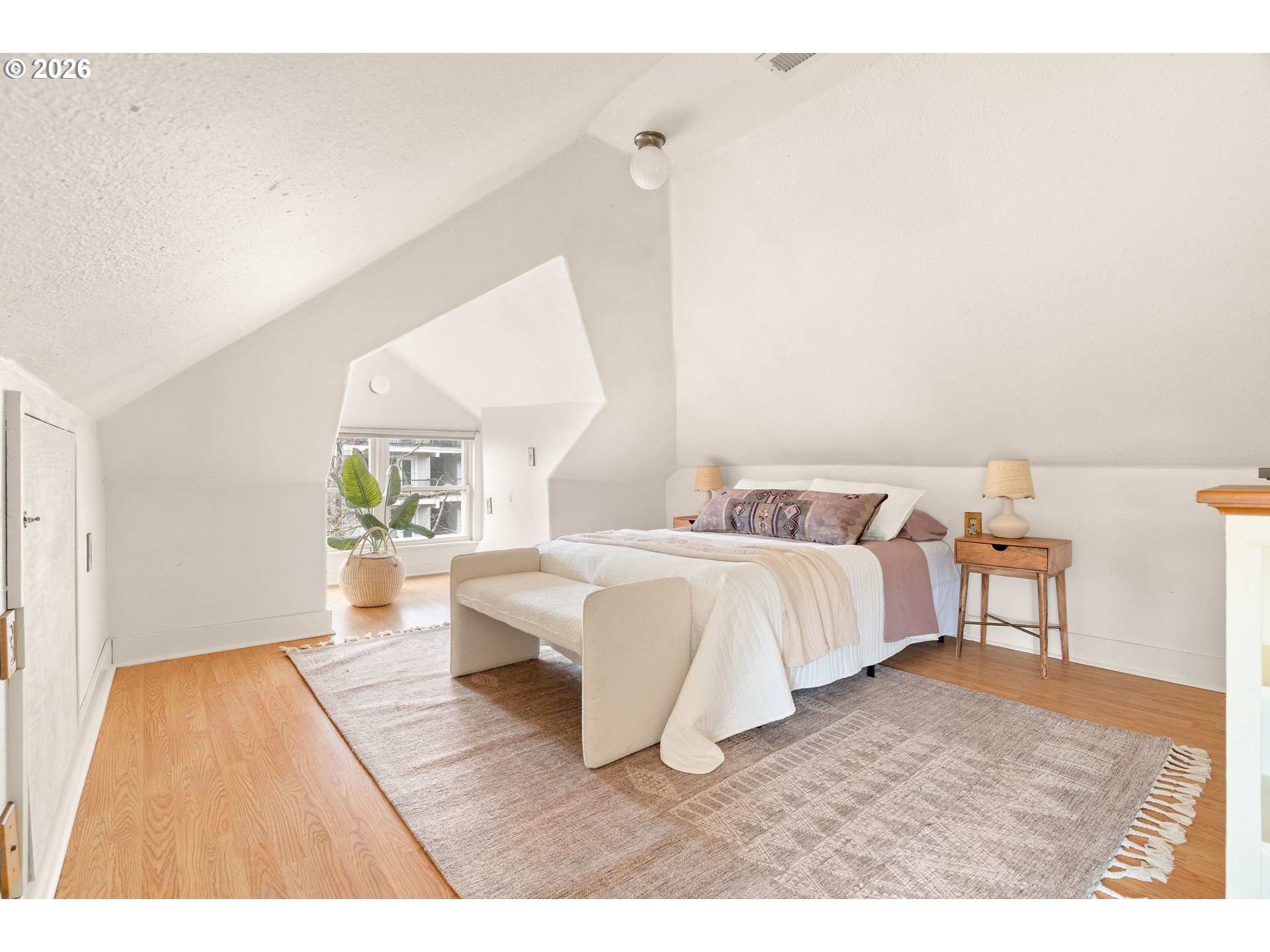 property viewer photo 21