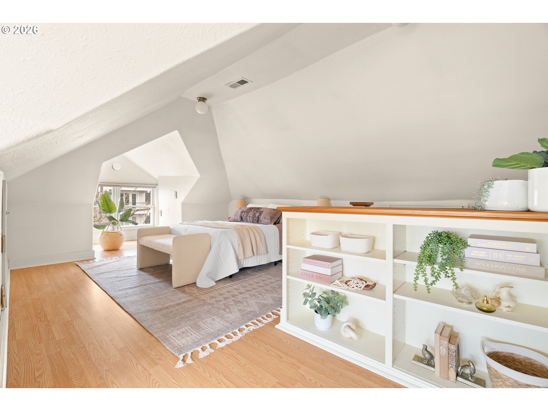 property viewer photo 23