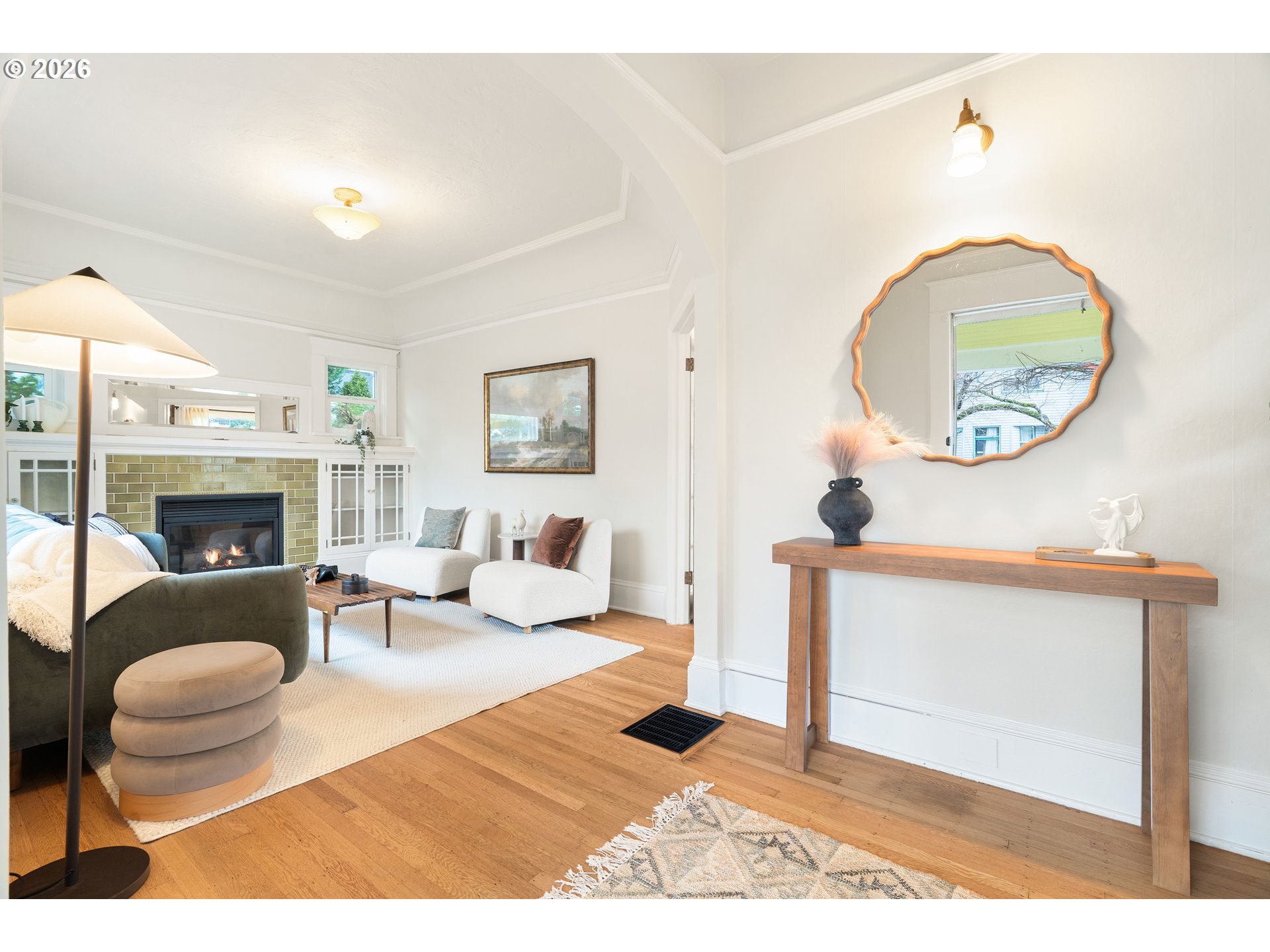 property viewer photo 3
