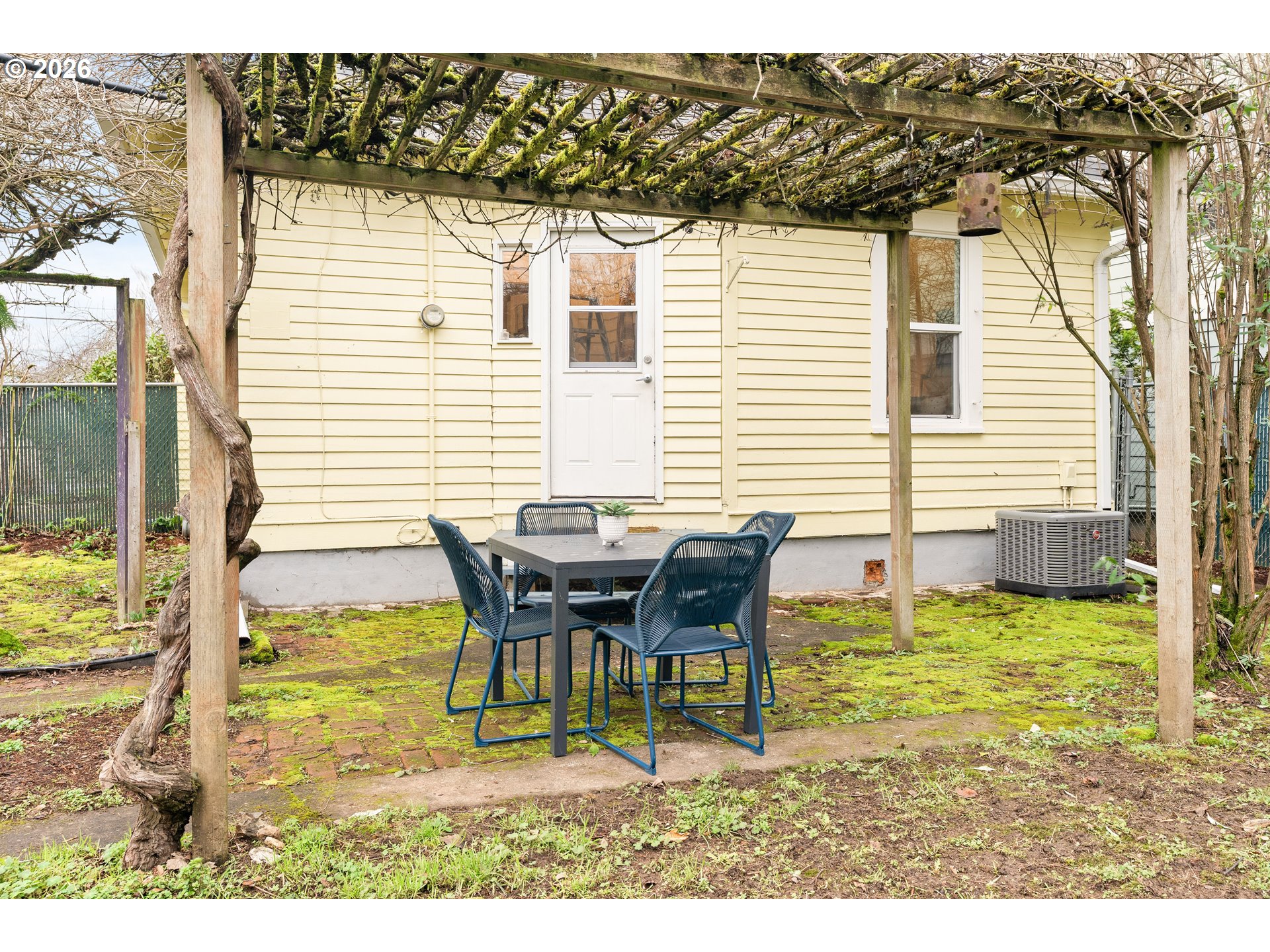 property viewer photo 31