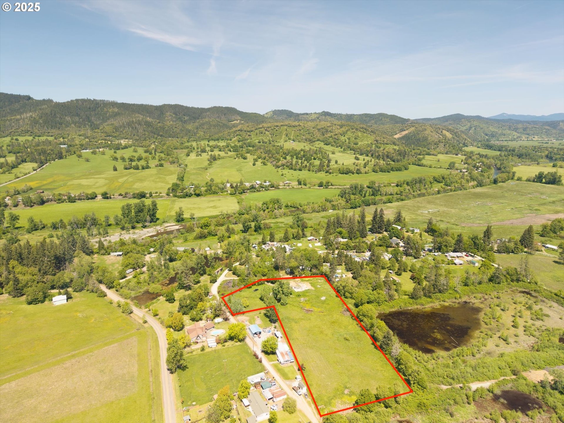 main property photo 24