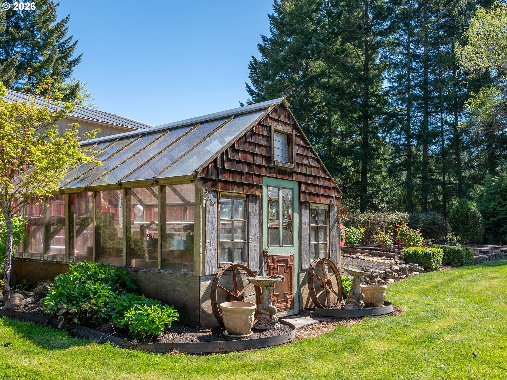 main property photo 35