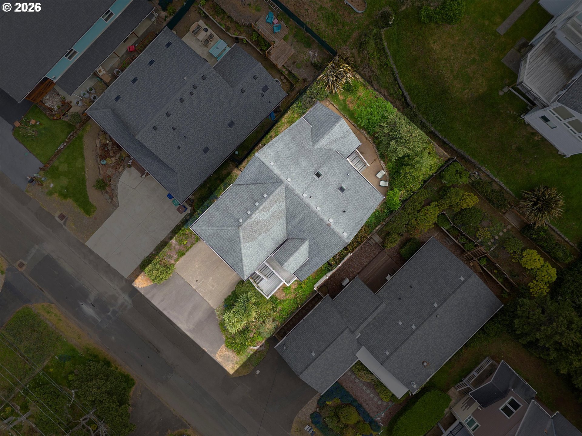 main property photo 46