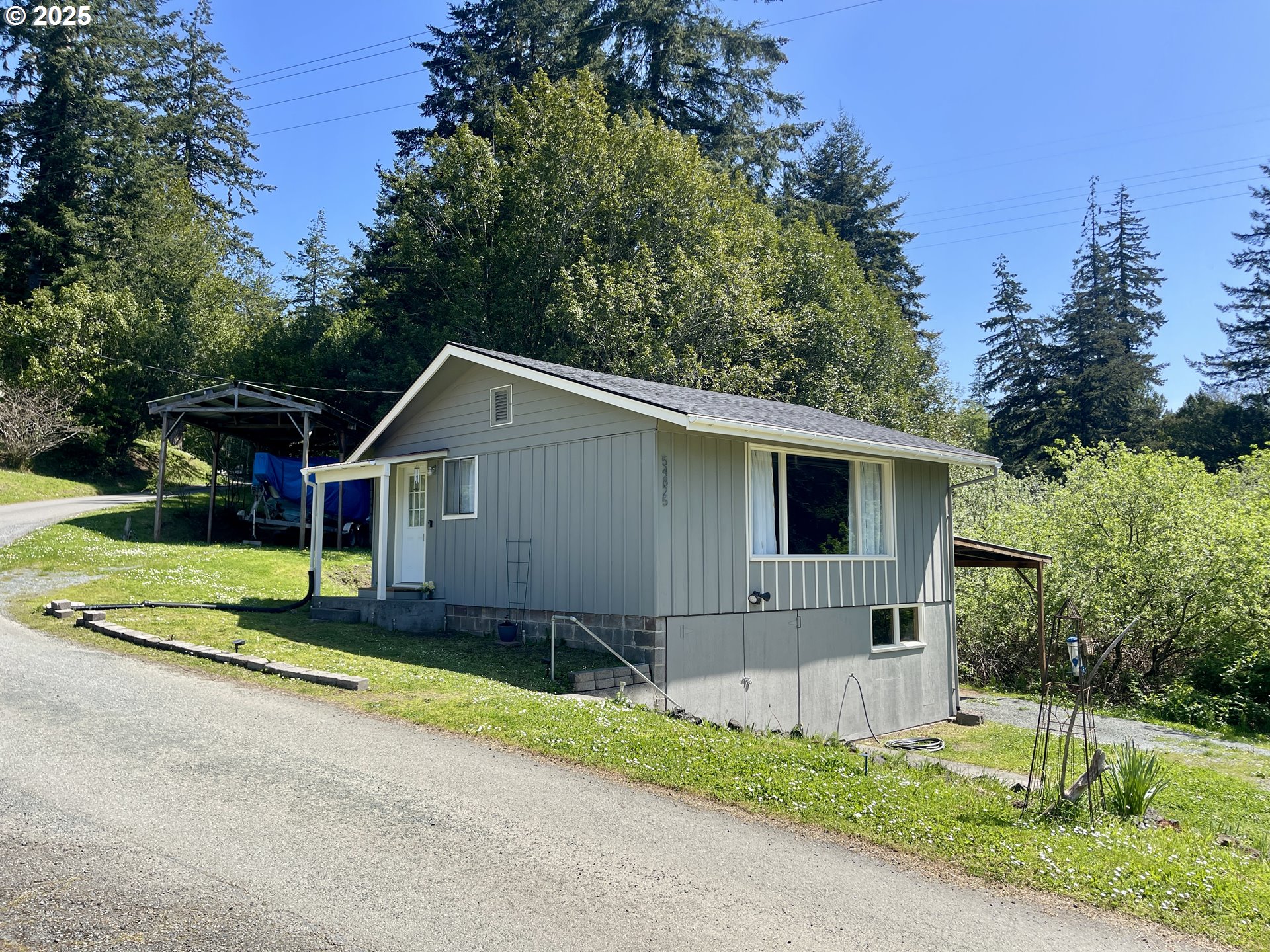 main property photo 3