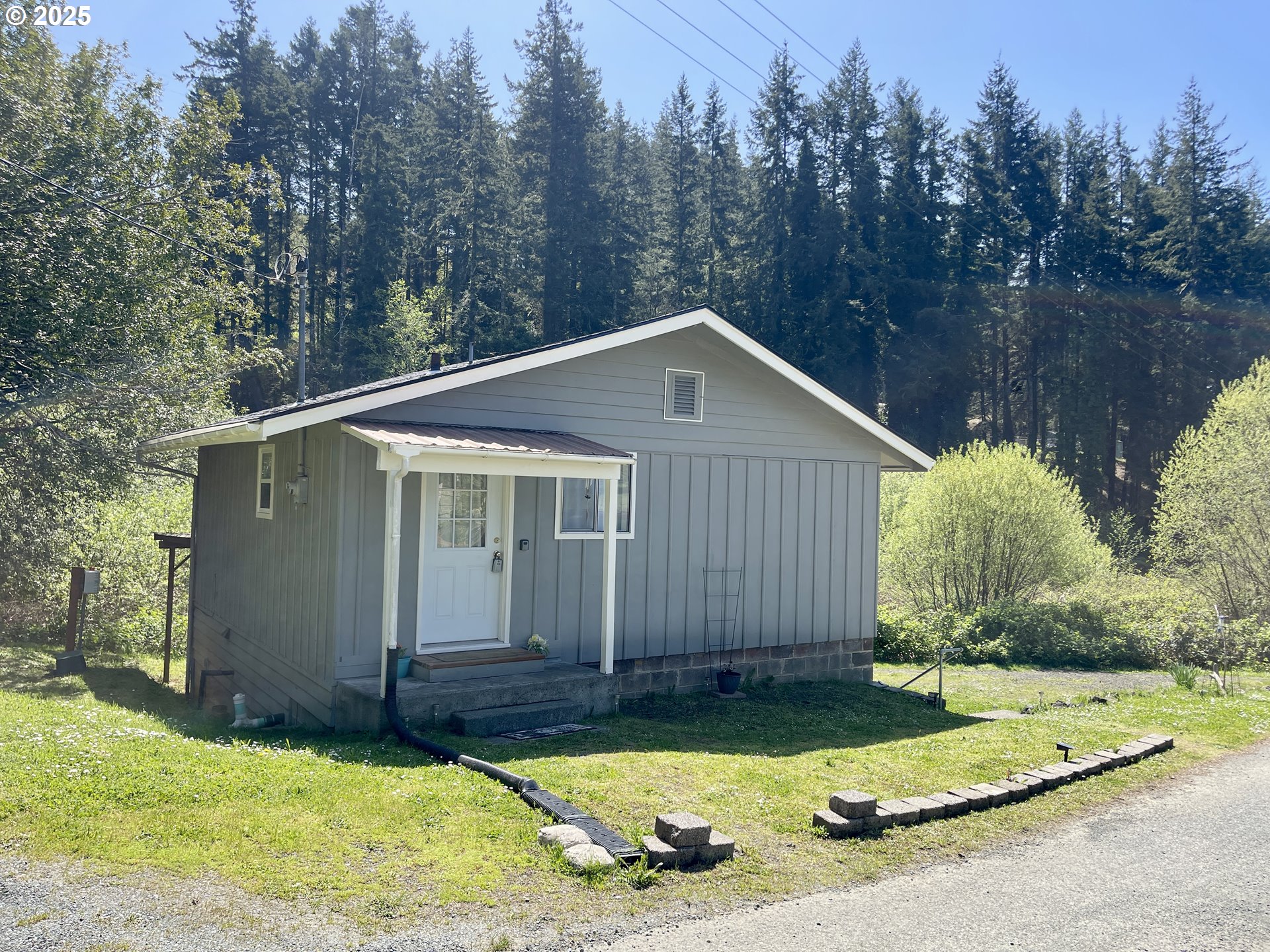 main property photo 42