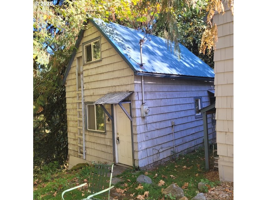 main property photo 0