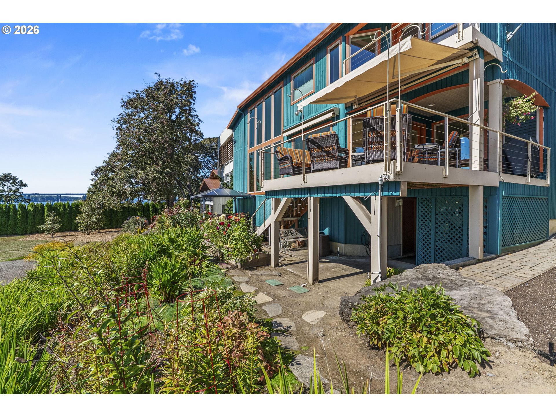 main property photo 35