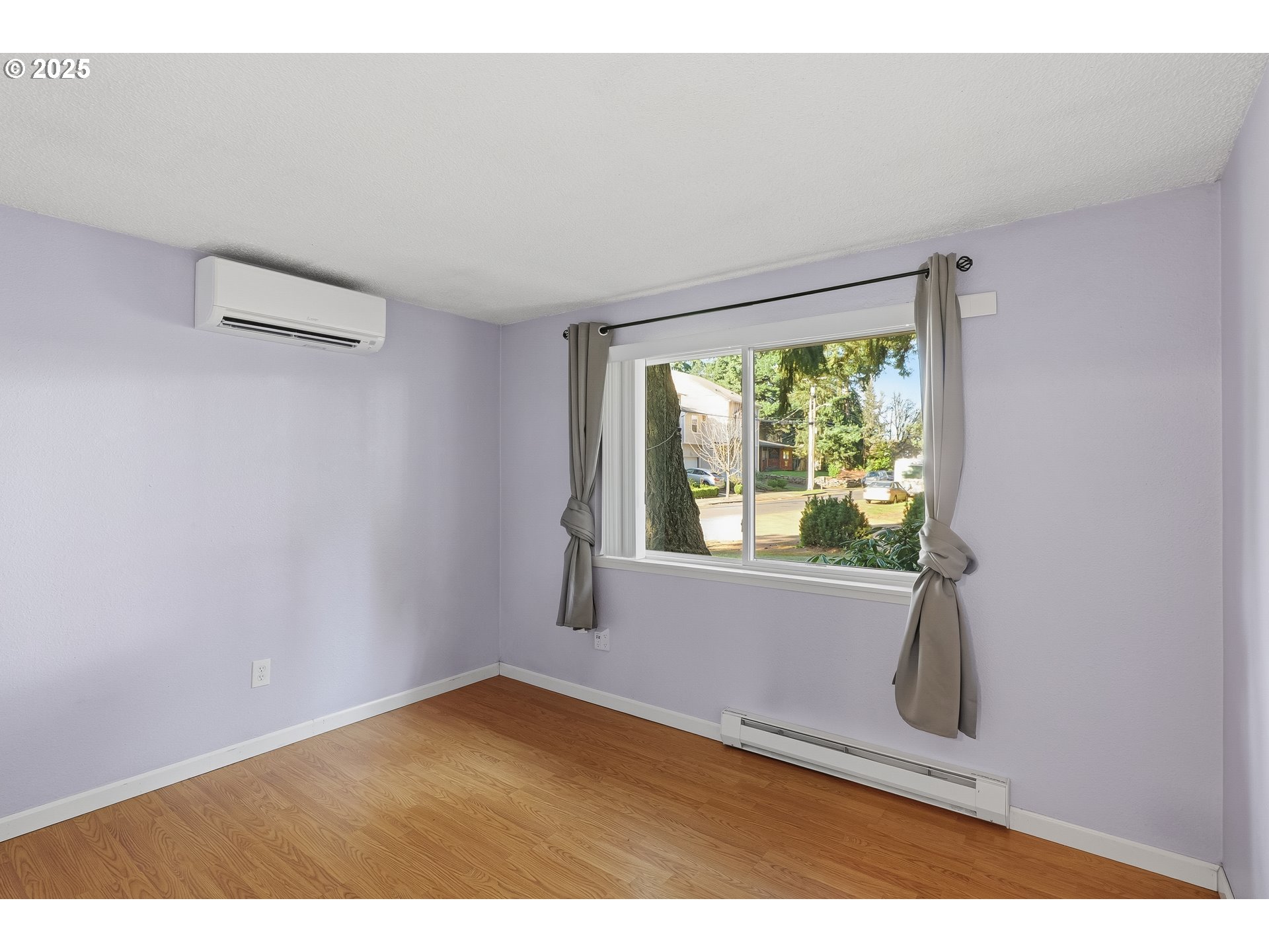 property viewer photo 12
