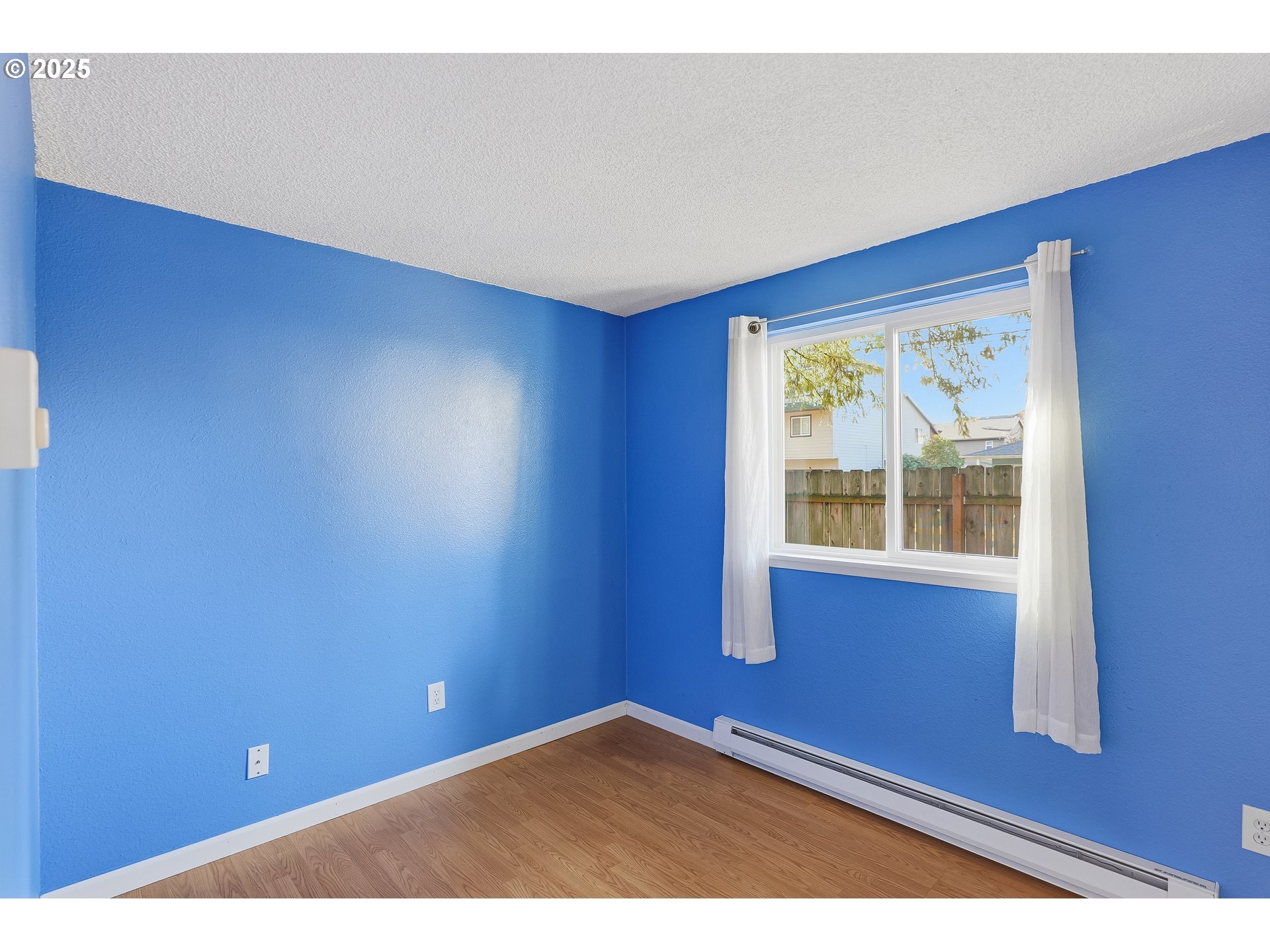 property viewer photo 14