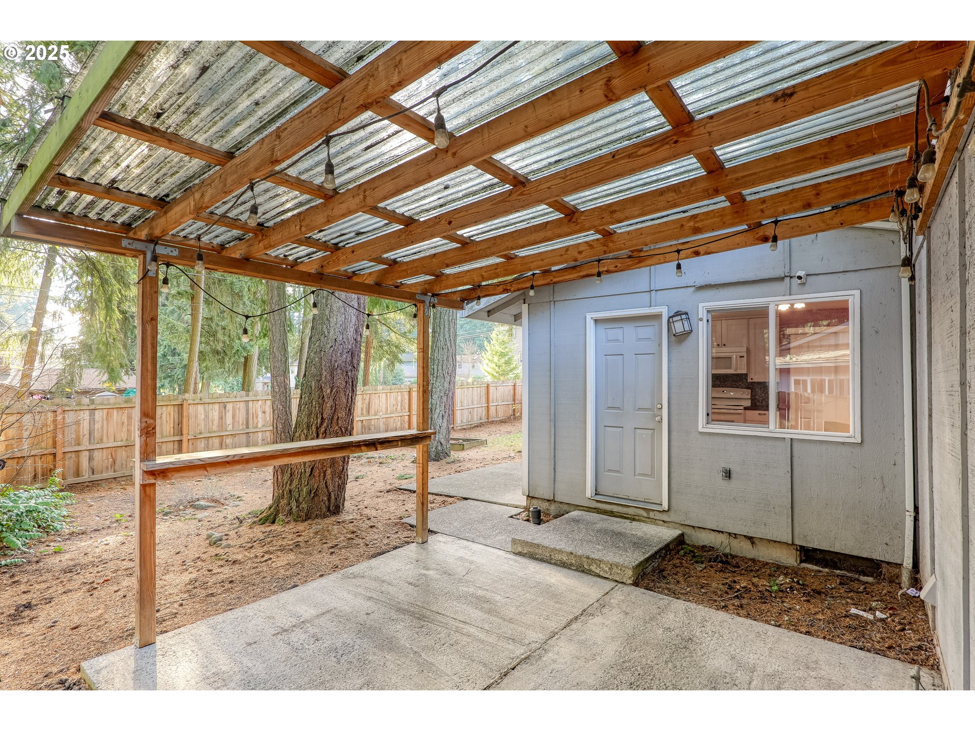 property viewer photo 19