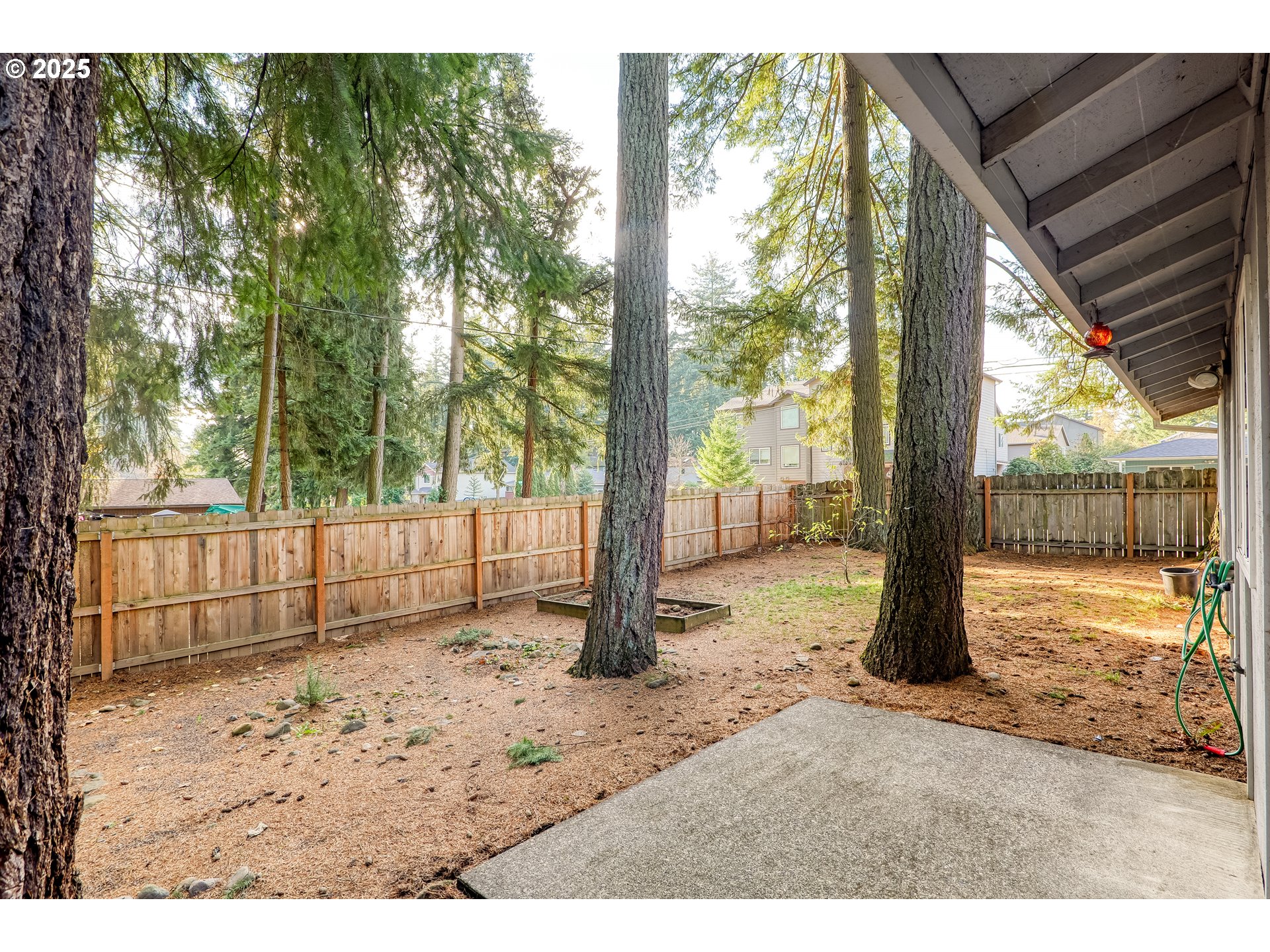 property viewer photo 20