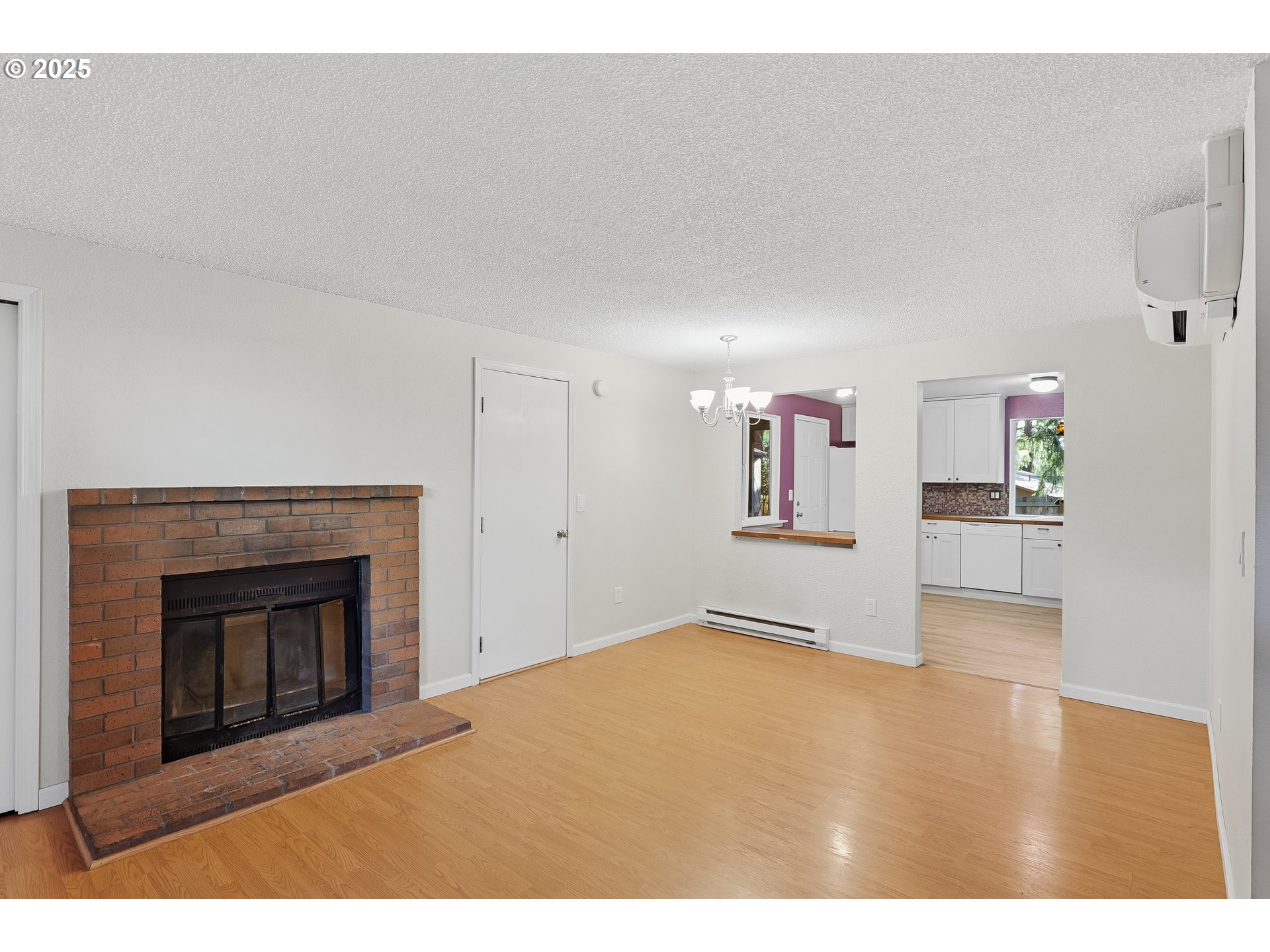 property viewer photo 4