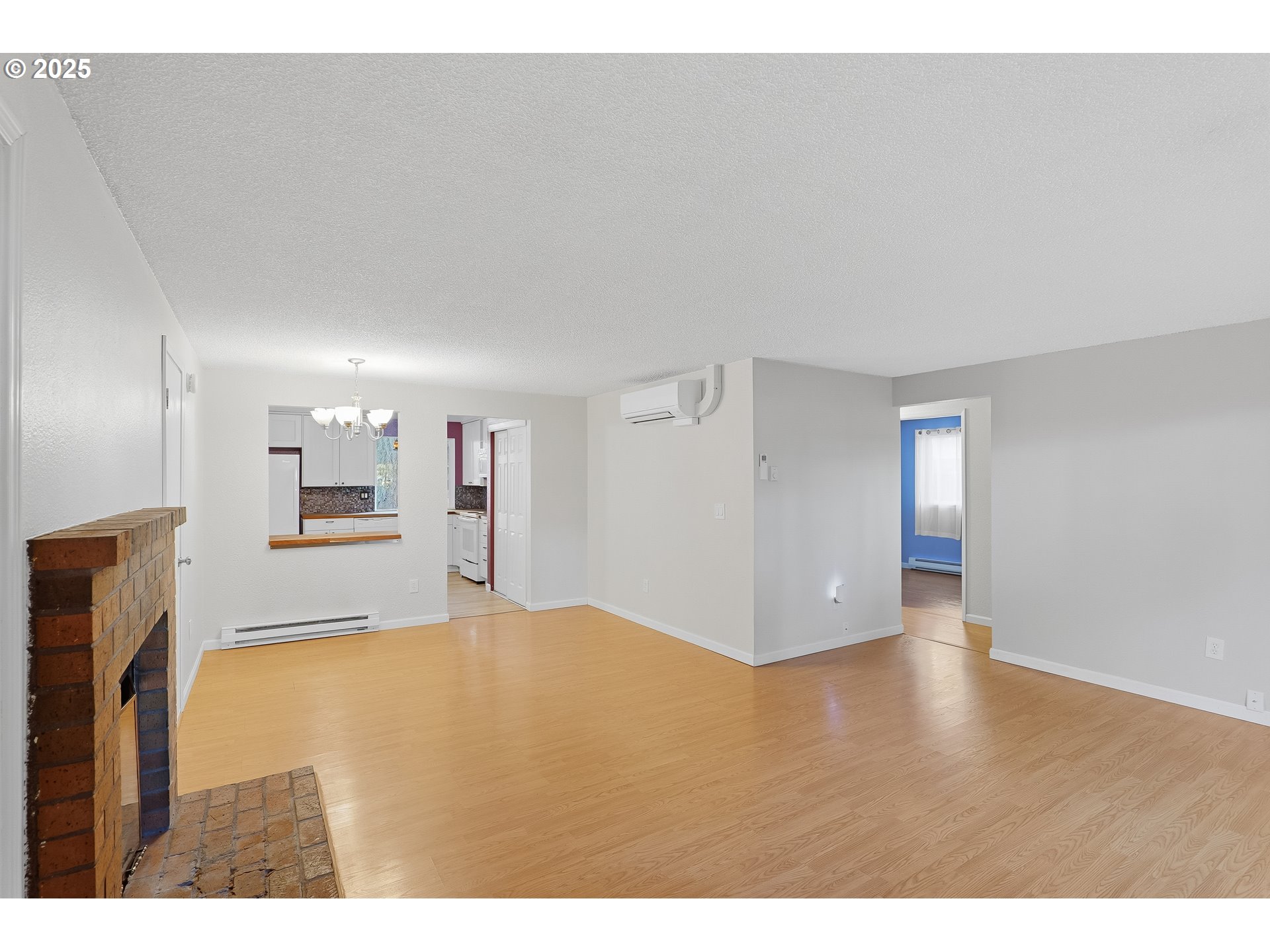 property viewer photo 7