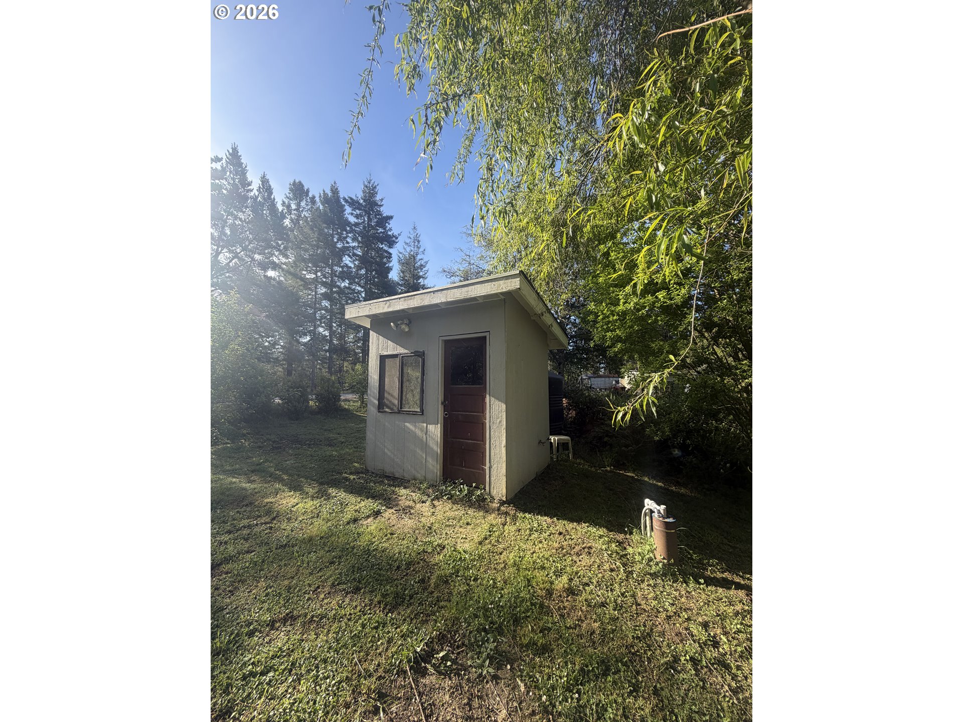 main property photo 39