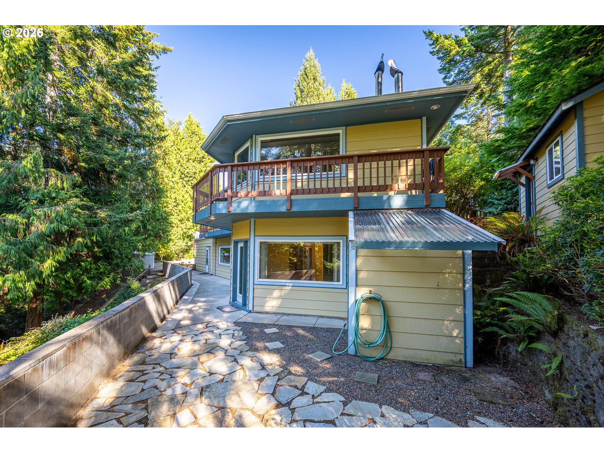 main property photo 31